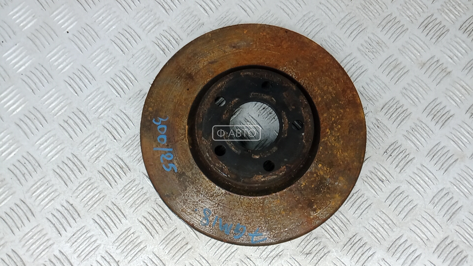 Диск тормозной передний