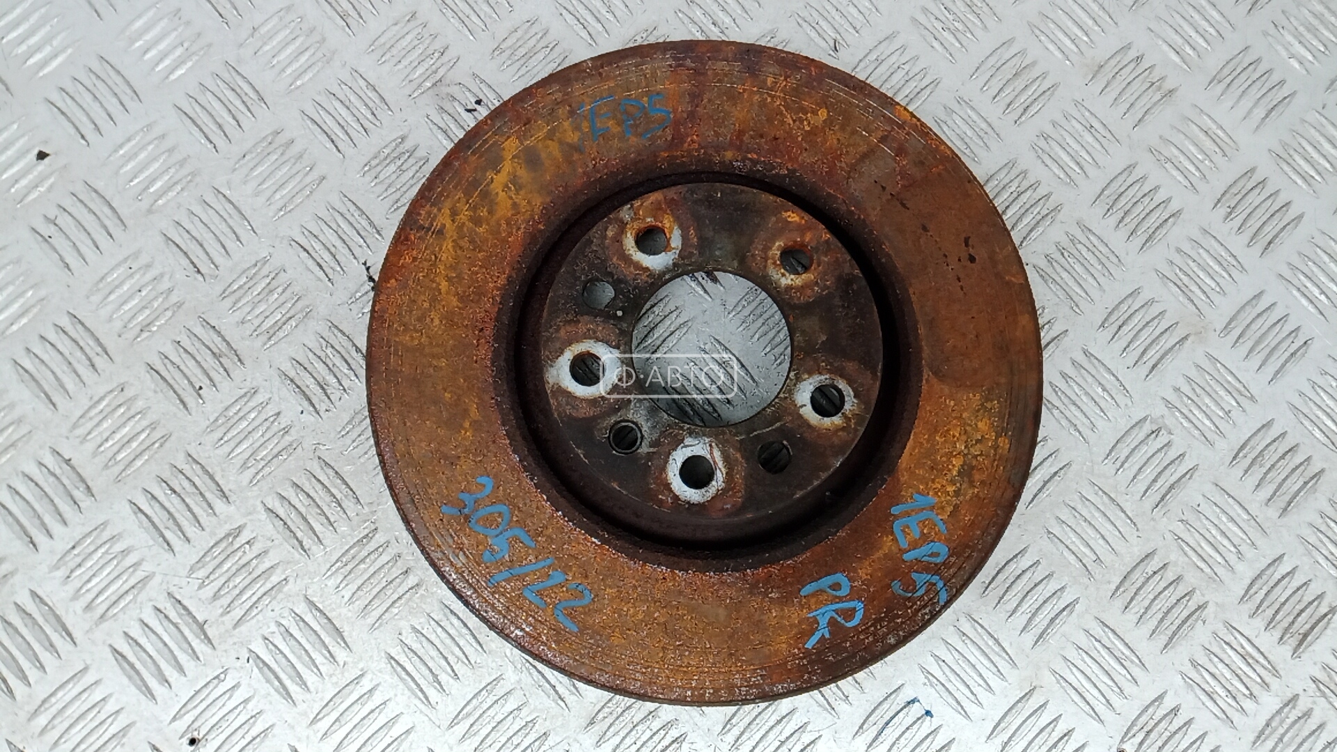 Диск тормозной передний
