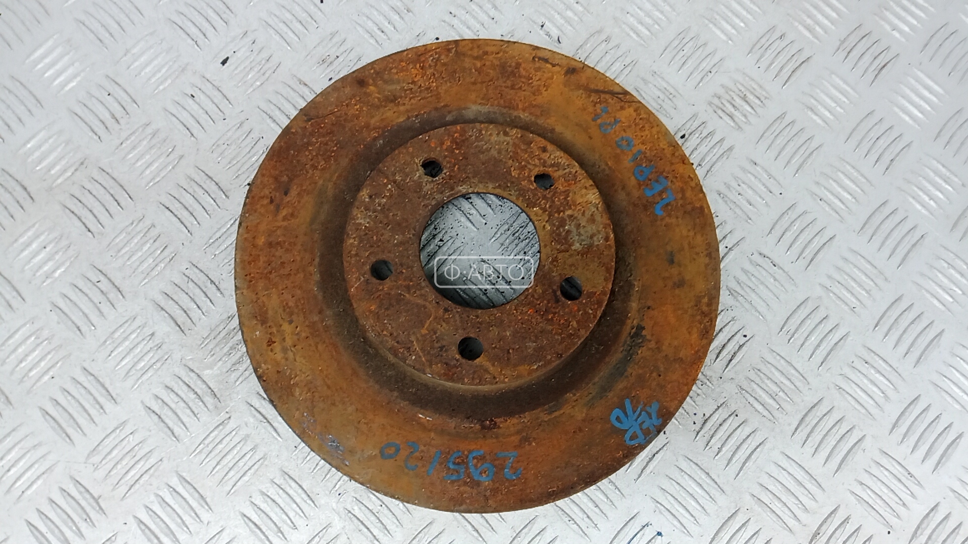 Диск тормозной передний