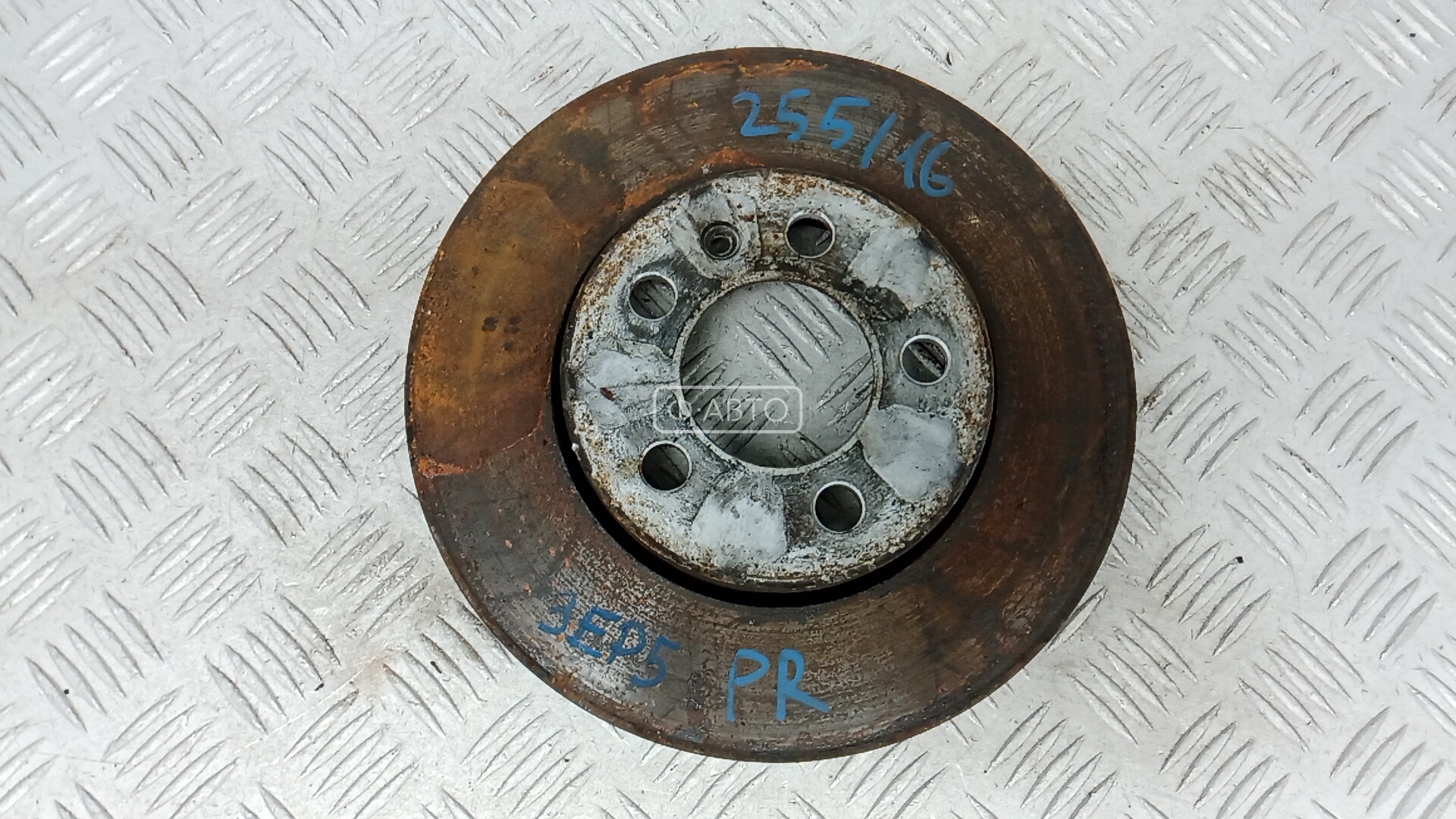 Диск тормозной передний