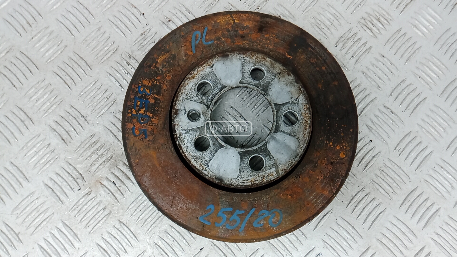 Диск тормозной передний