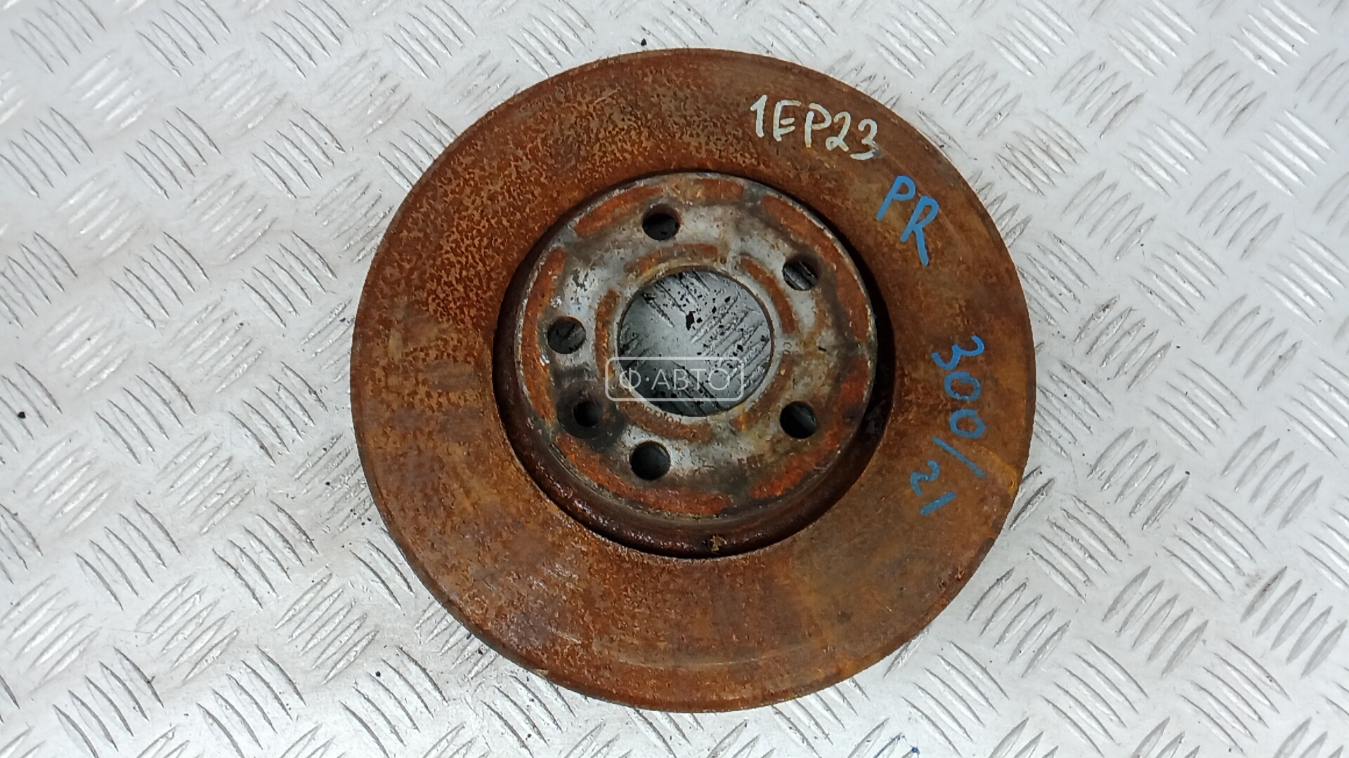 Диск тормозной передний