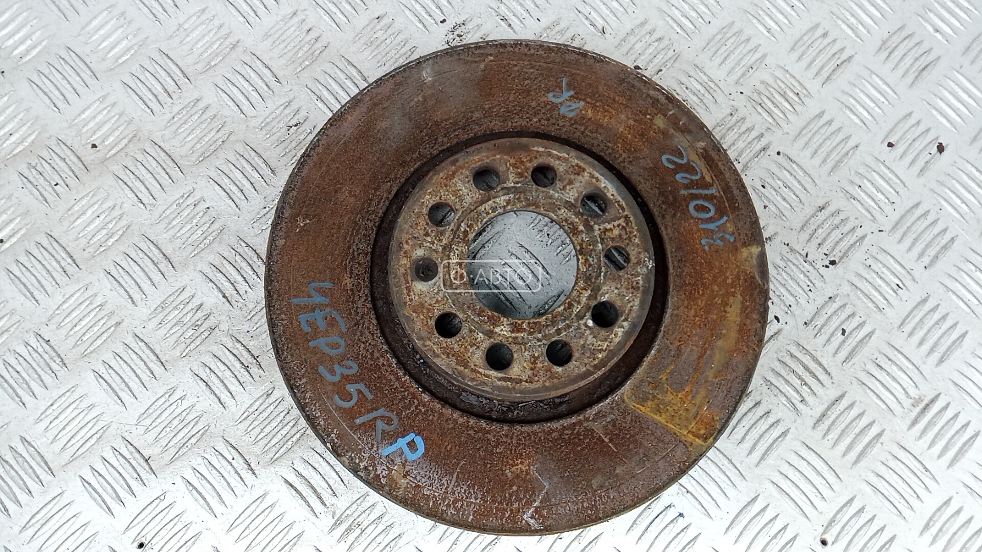 Диск тормозной передний