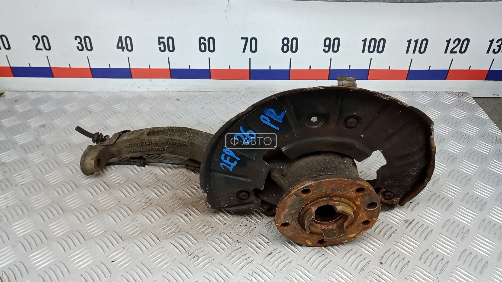 Ступица передняя левая