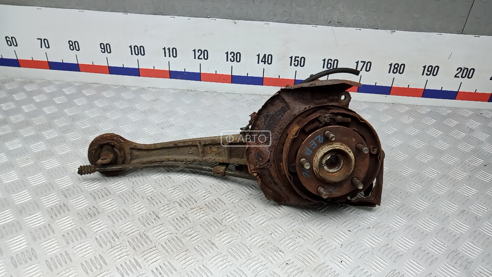 Ступица задняя левая