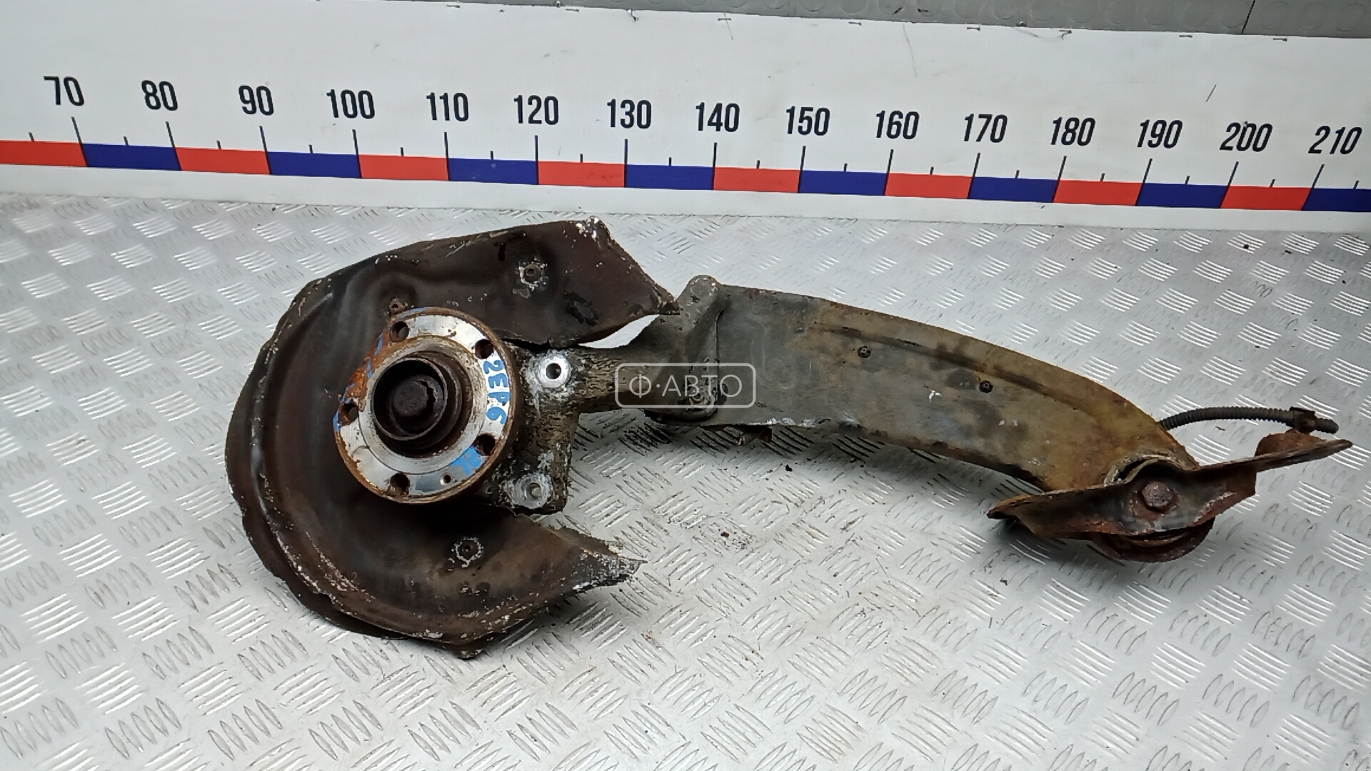 Ступица задняя левая