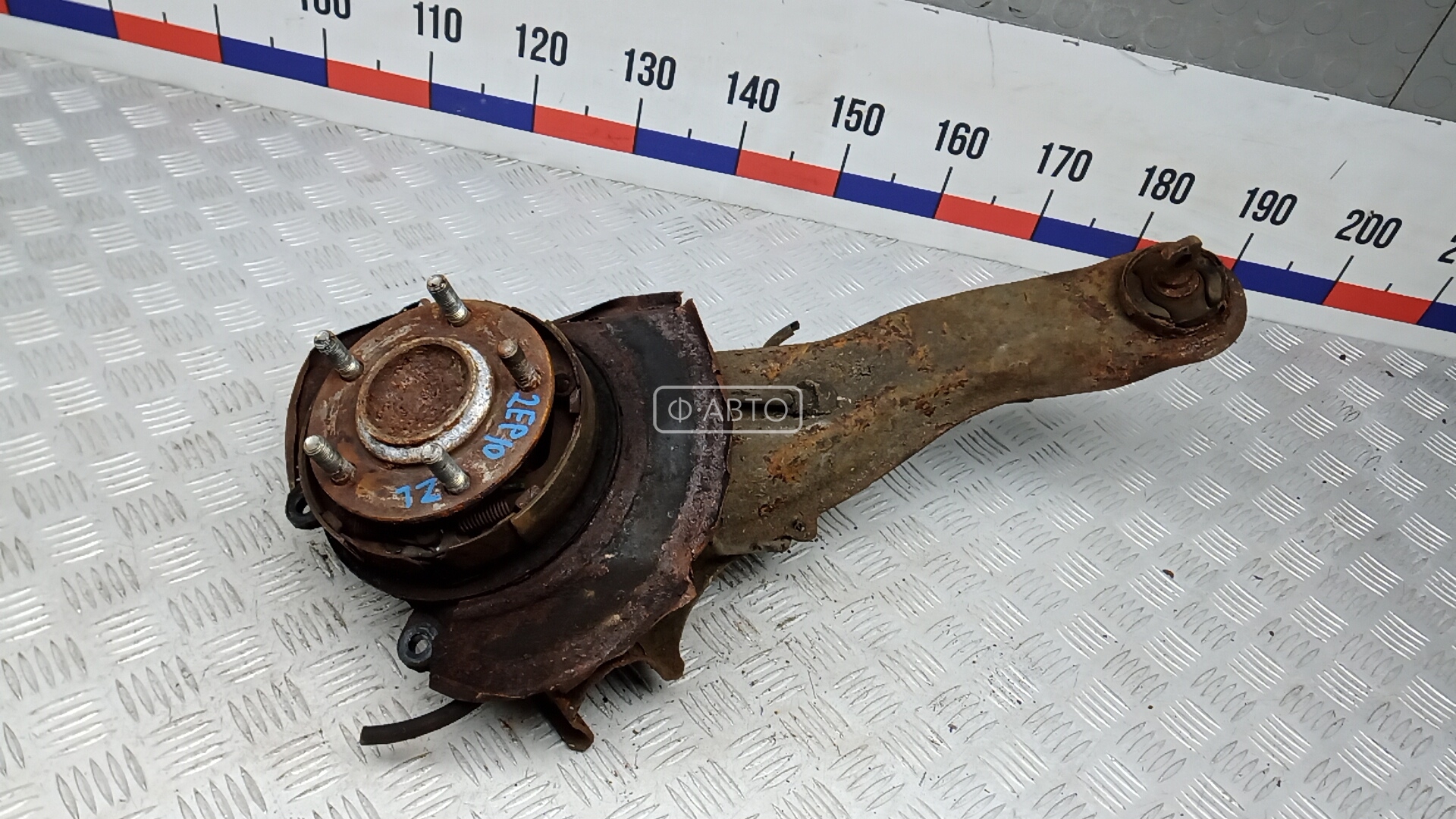 Ступица задняя левая