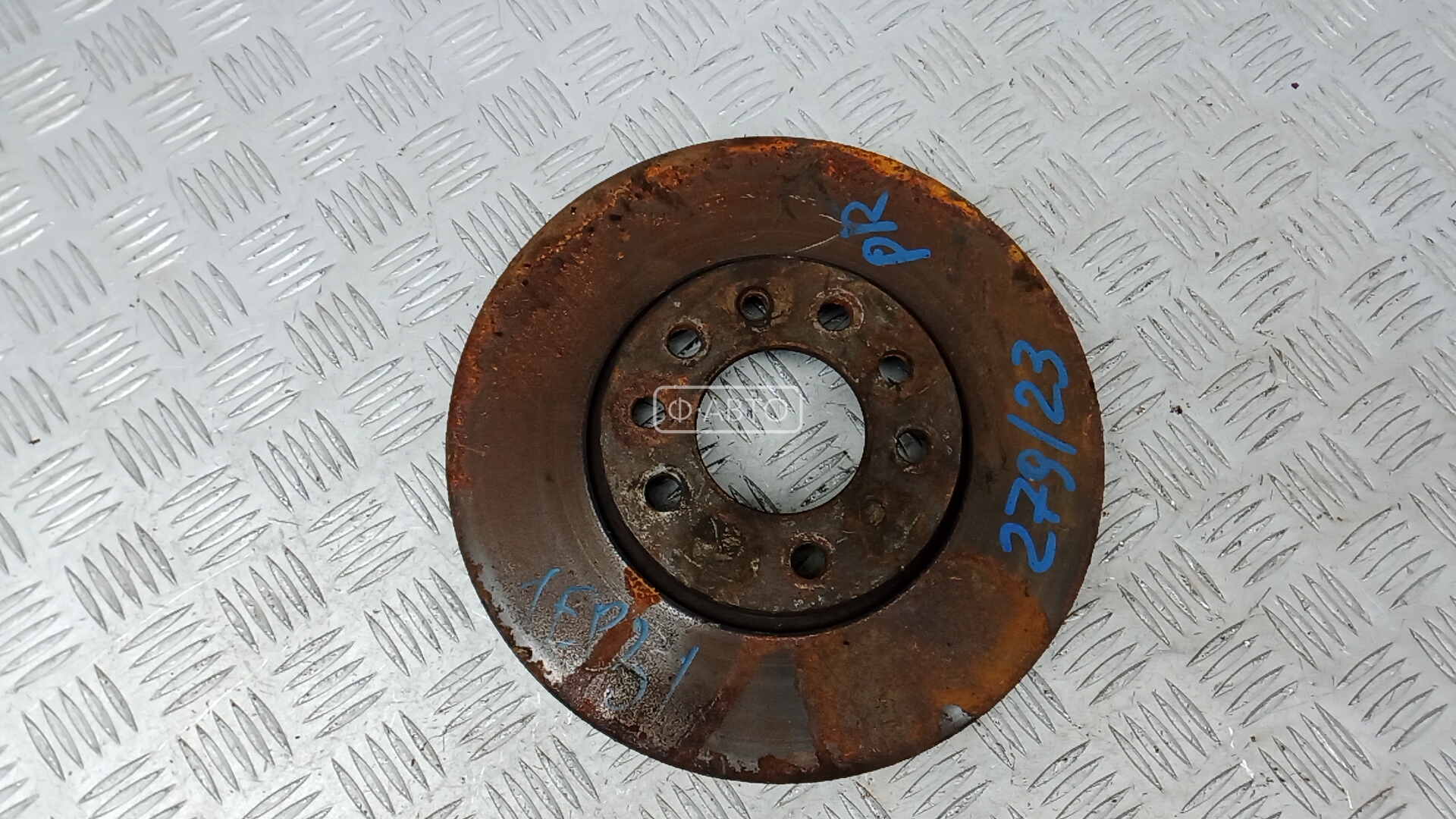 Диск тормозной передний