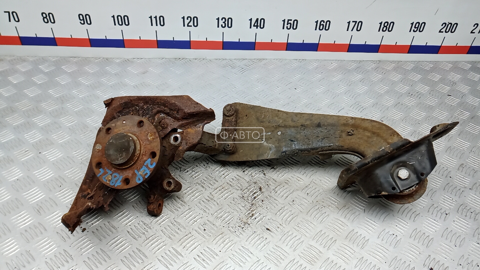 Ступица задняя левая