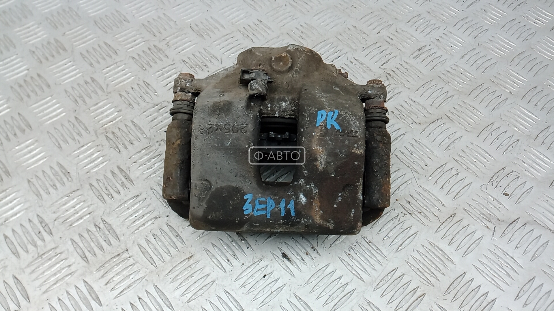 Суппорт тормозной передний правый