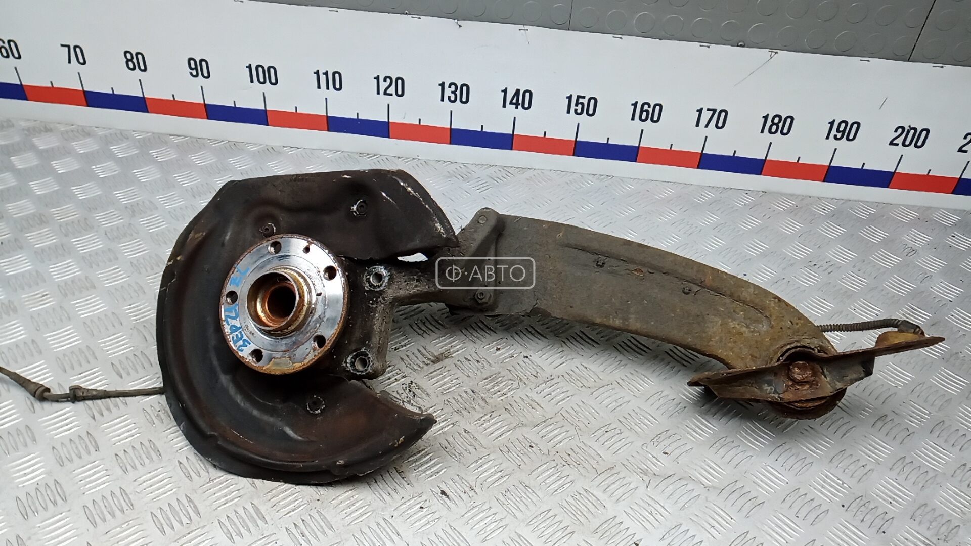 Ступица задняя левая