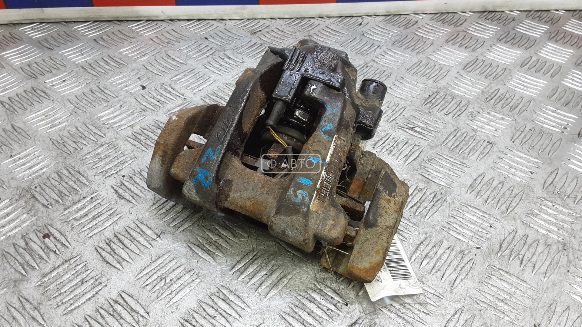 Суппорт тормозной задний правый