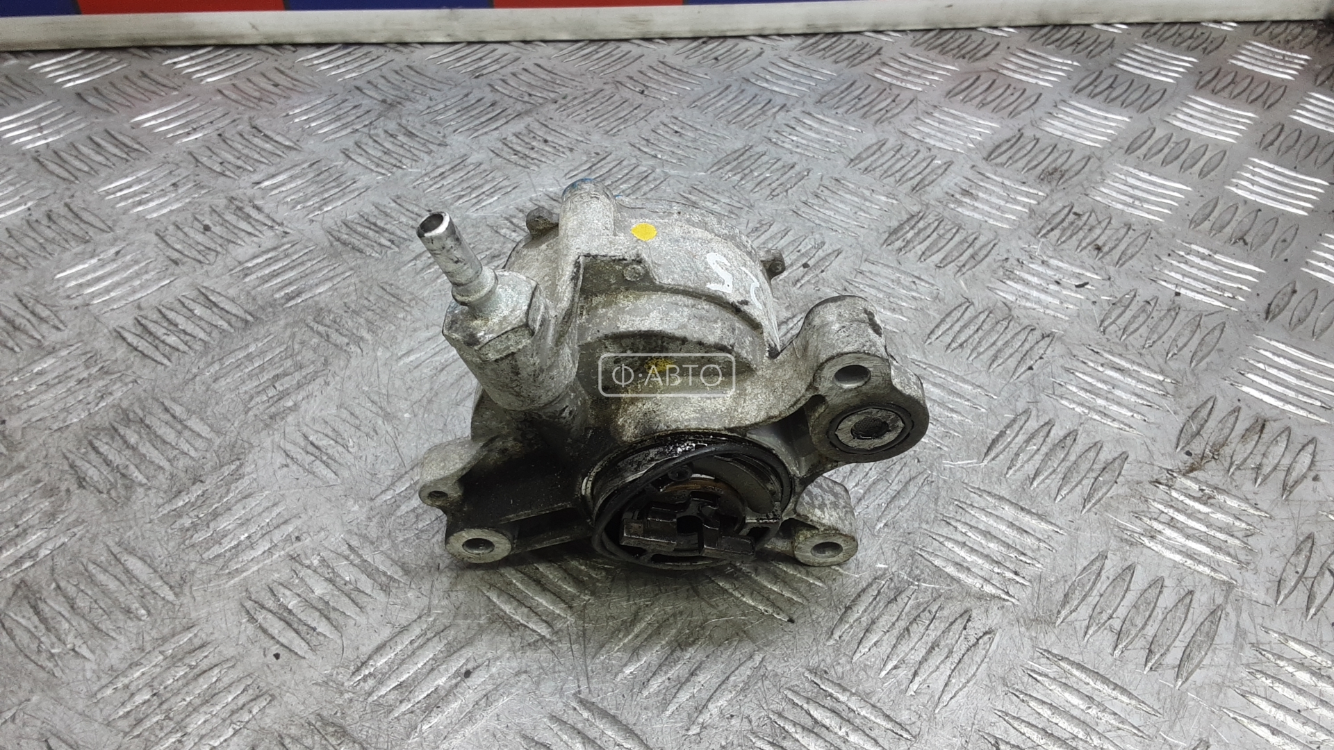 Насос вакуумный