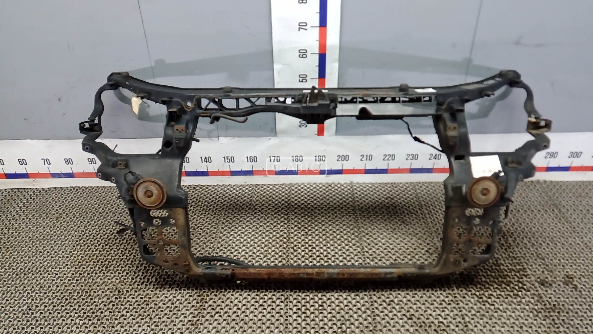 Передняя панель крепления облицовки (телевизор)