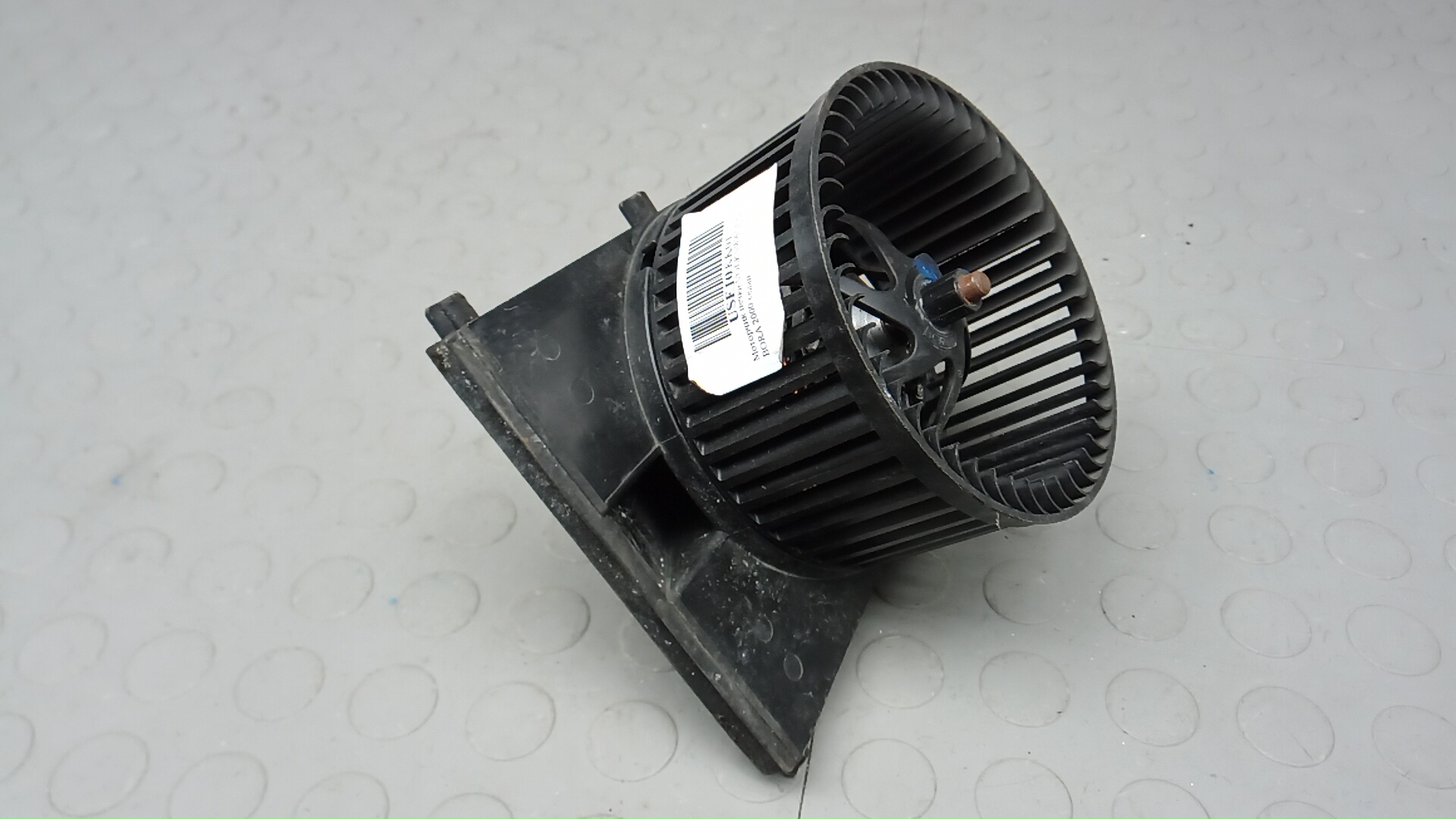 Моторчик печки VOLKSWAGEN BORA 1