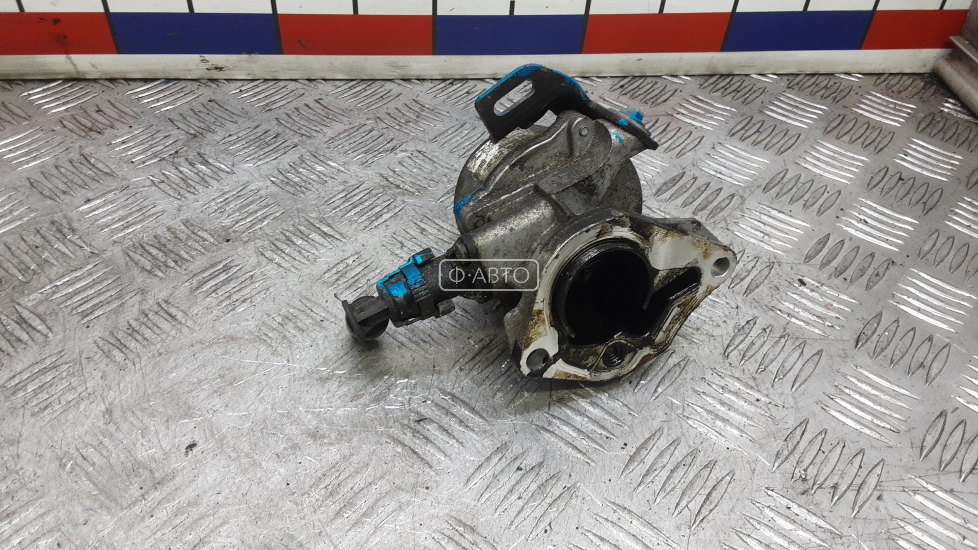 Насос вакуумный