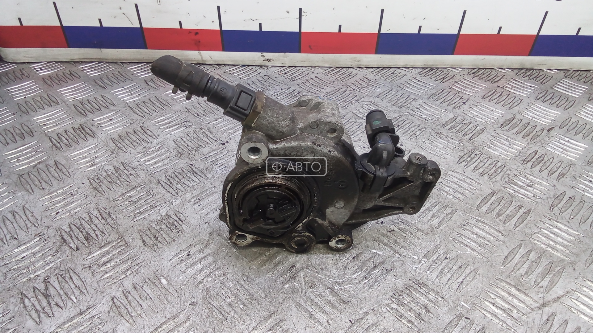 Насос вакуумный