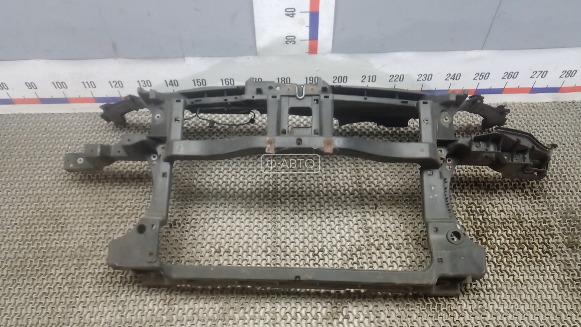 Передняя панель крепления облицовки (телевизор)