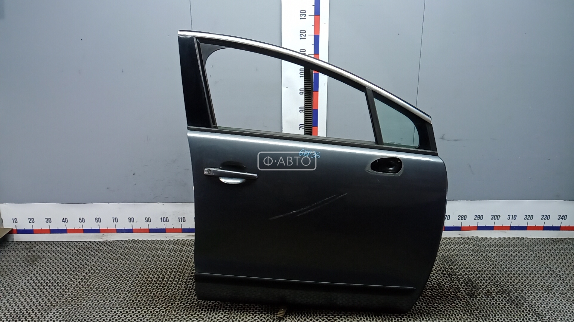 Дверь передняя правая