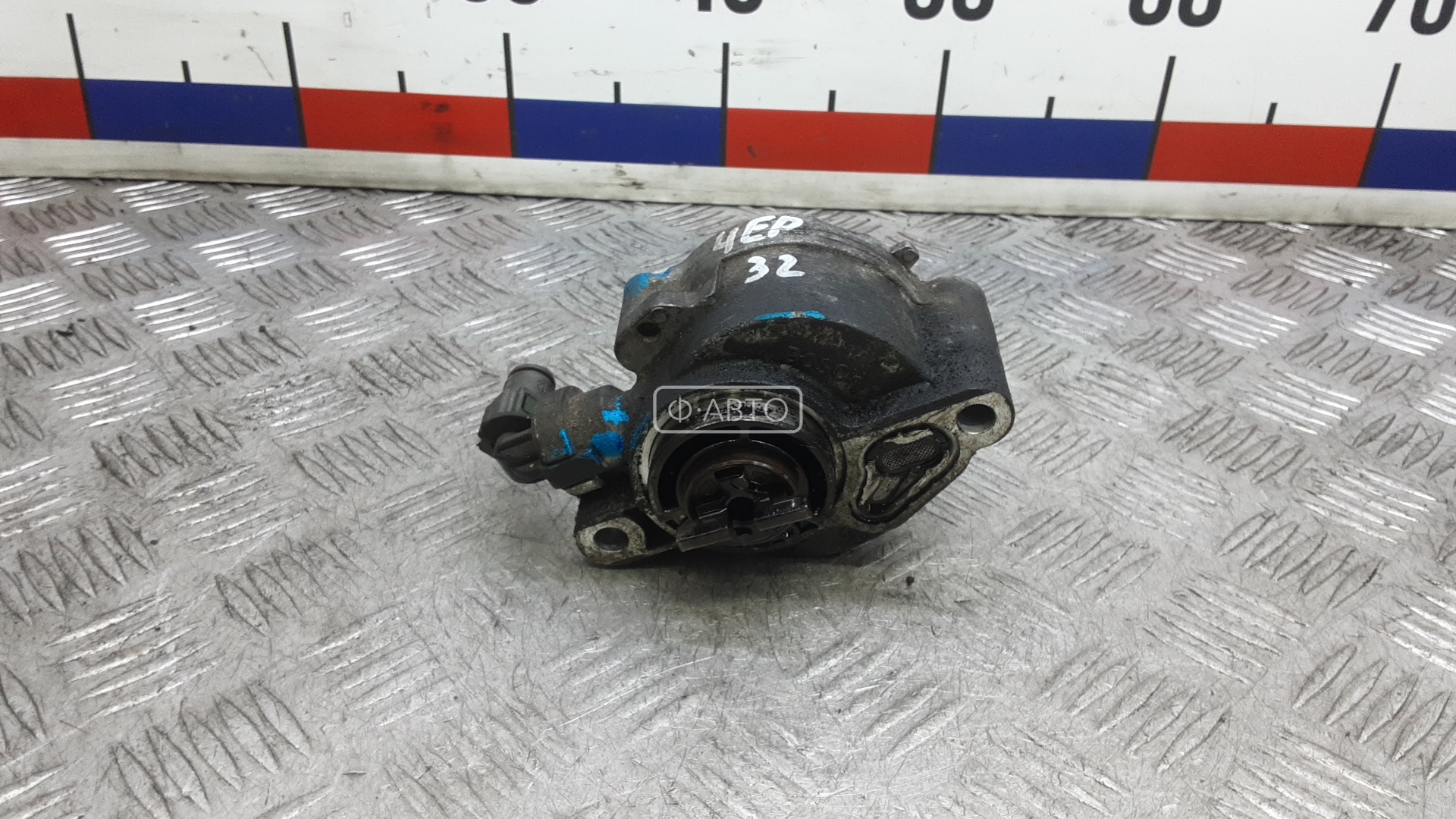 Насос вакуумный