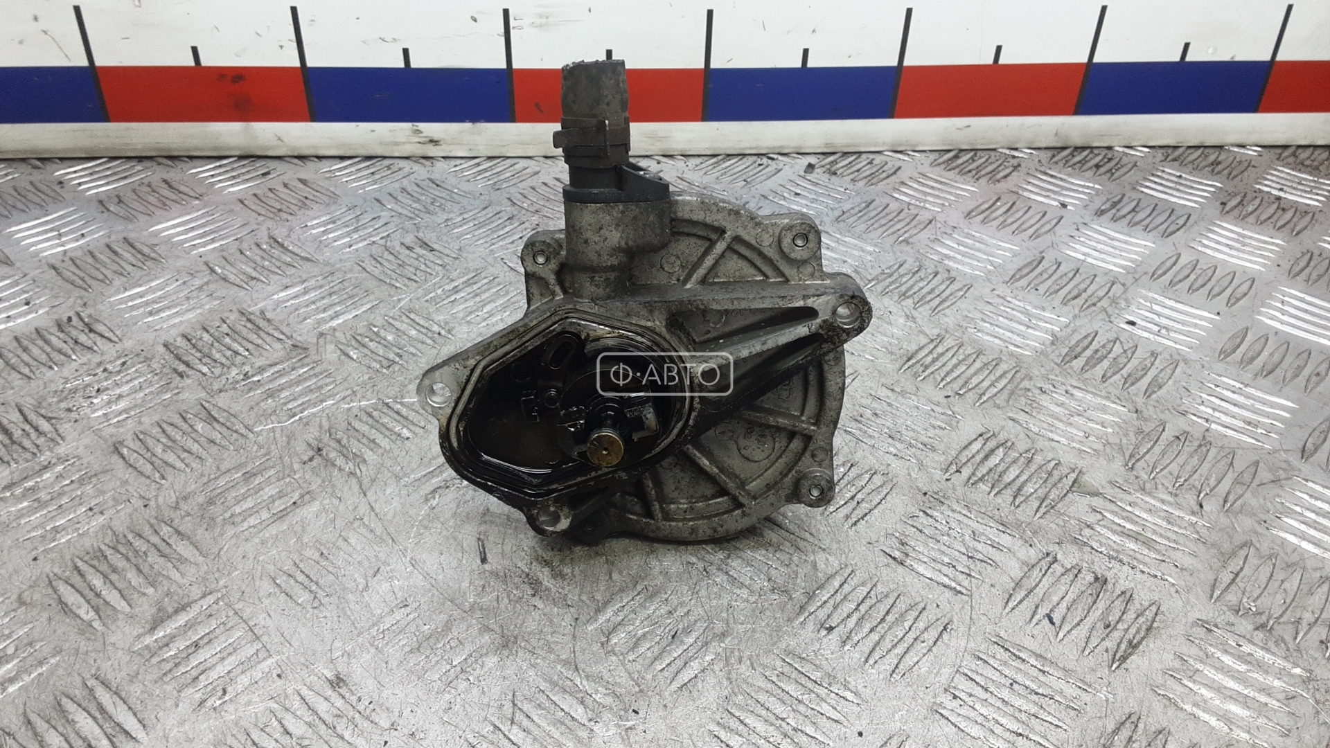 Насос вакуумный