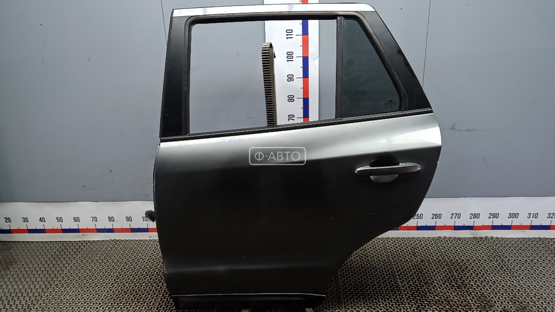 Дверь задняя левая