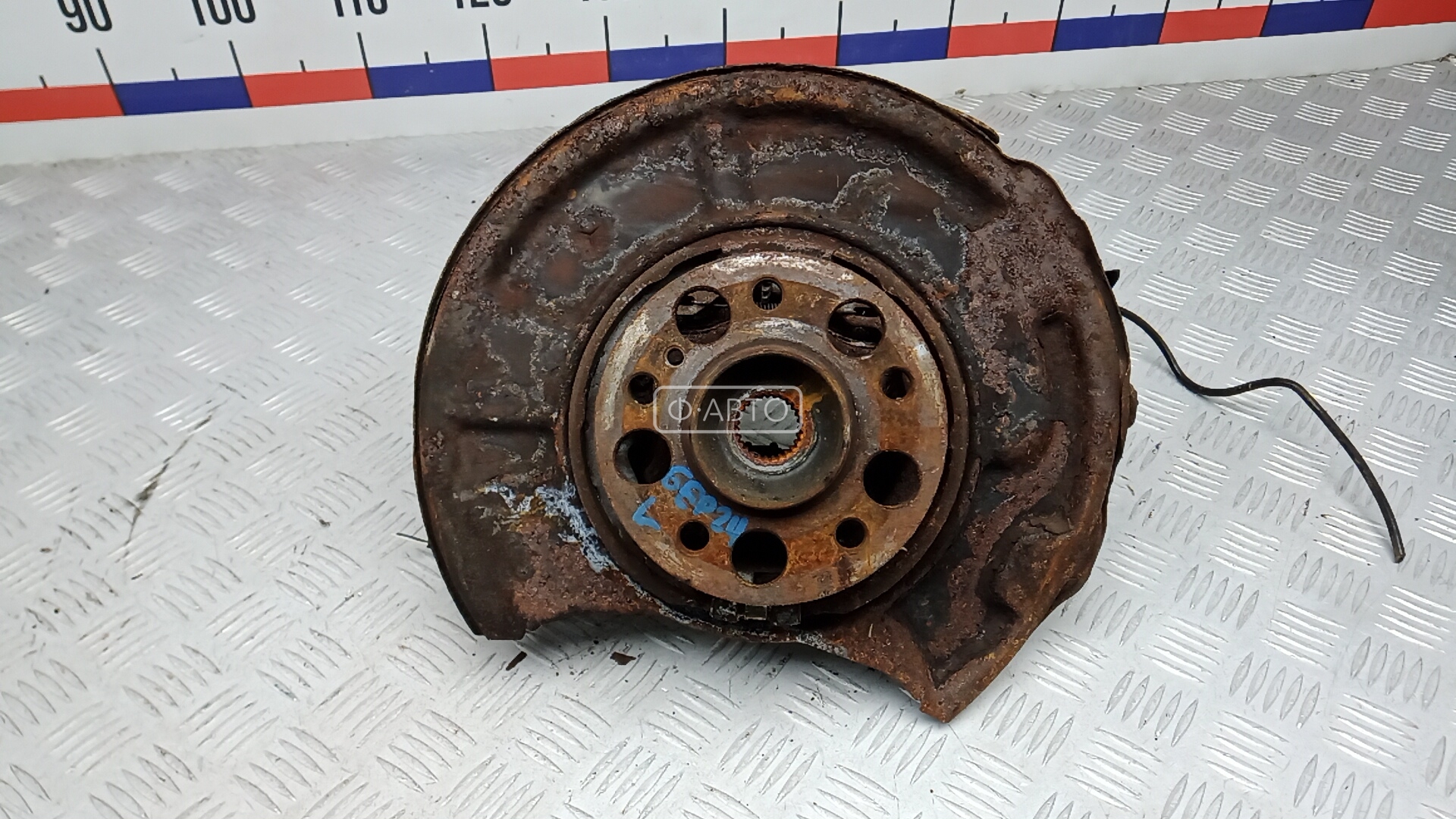 Ступица задняя левая