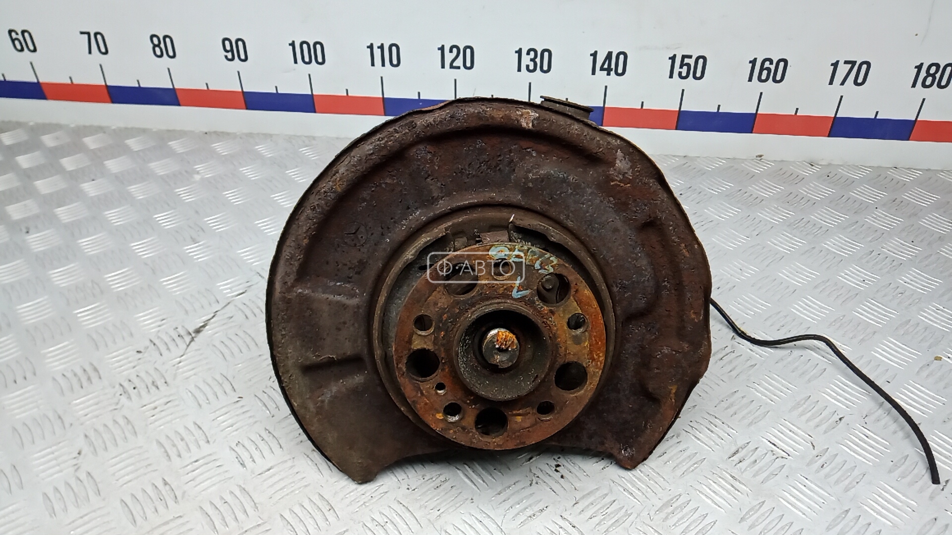 Ступица задняя левая