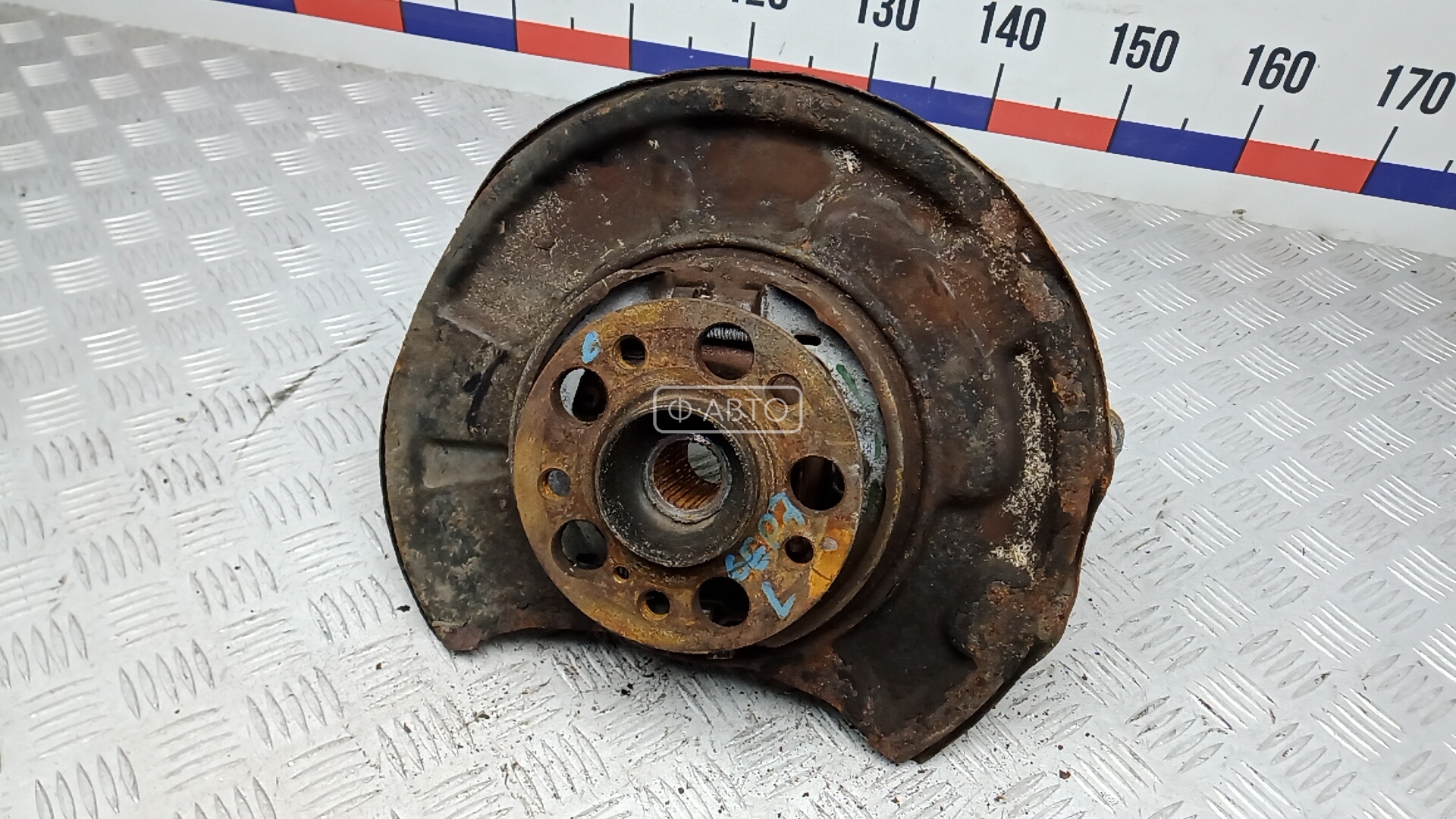 Ступица задняя левая