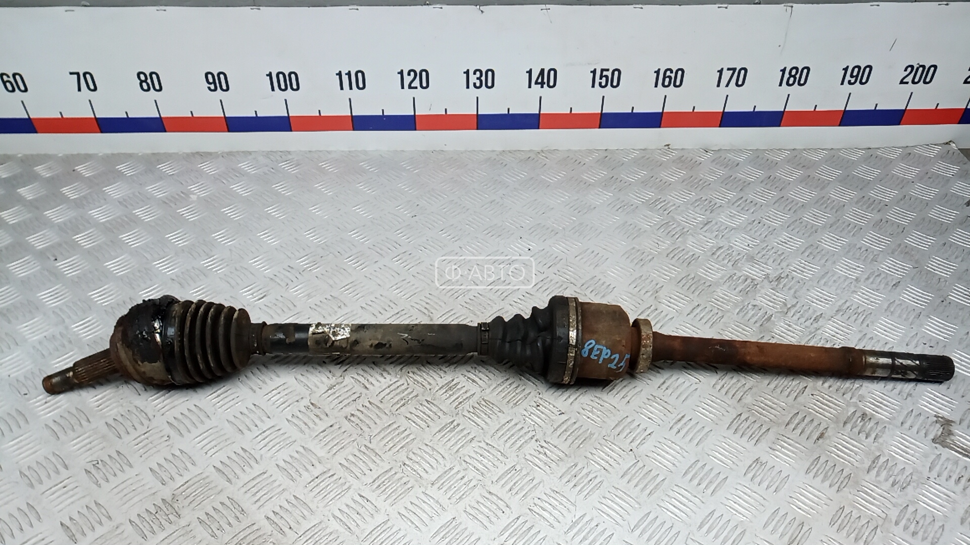 Привод передний правый