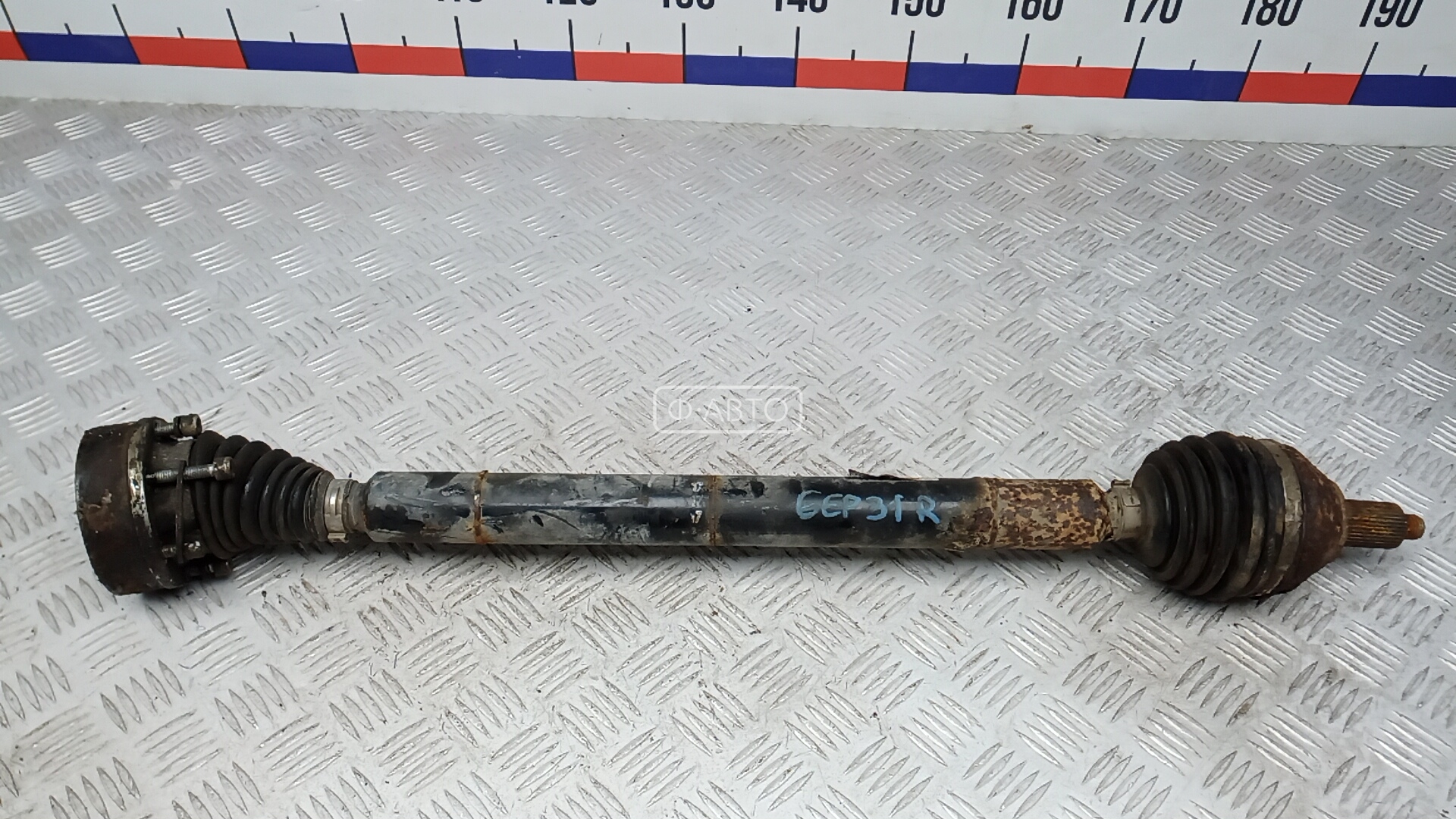 Привод передний правый