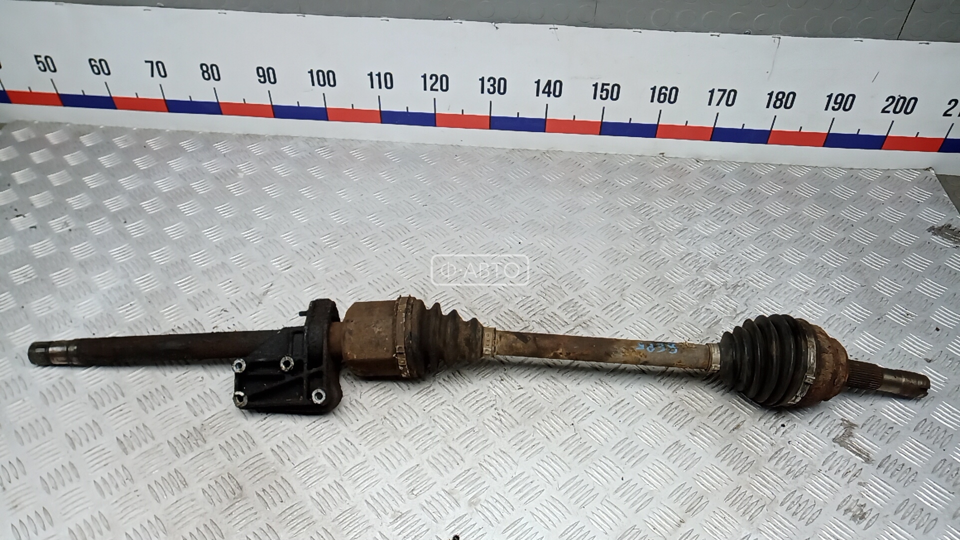 Привод передний правый