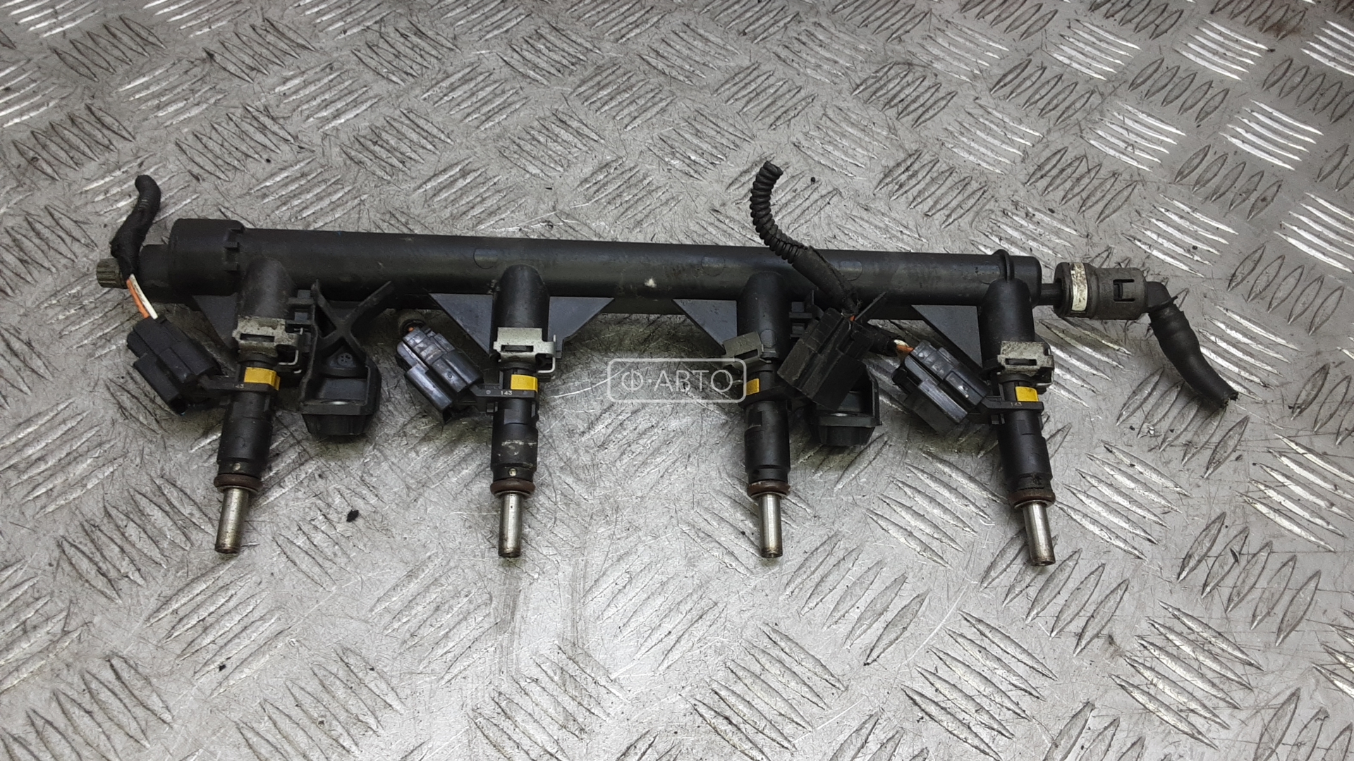 Топливная рампа бензиновая