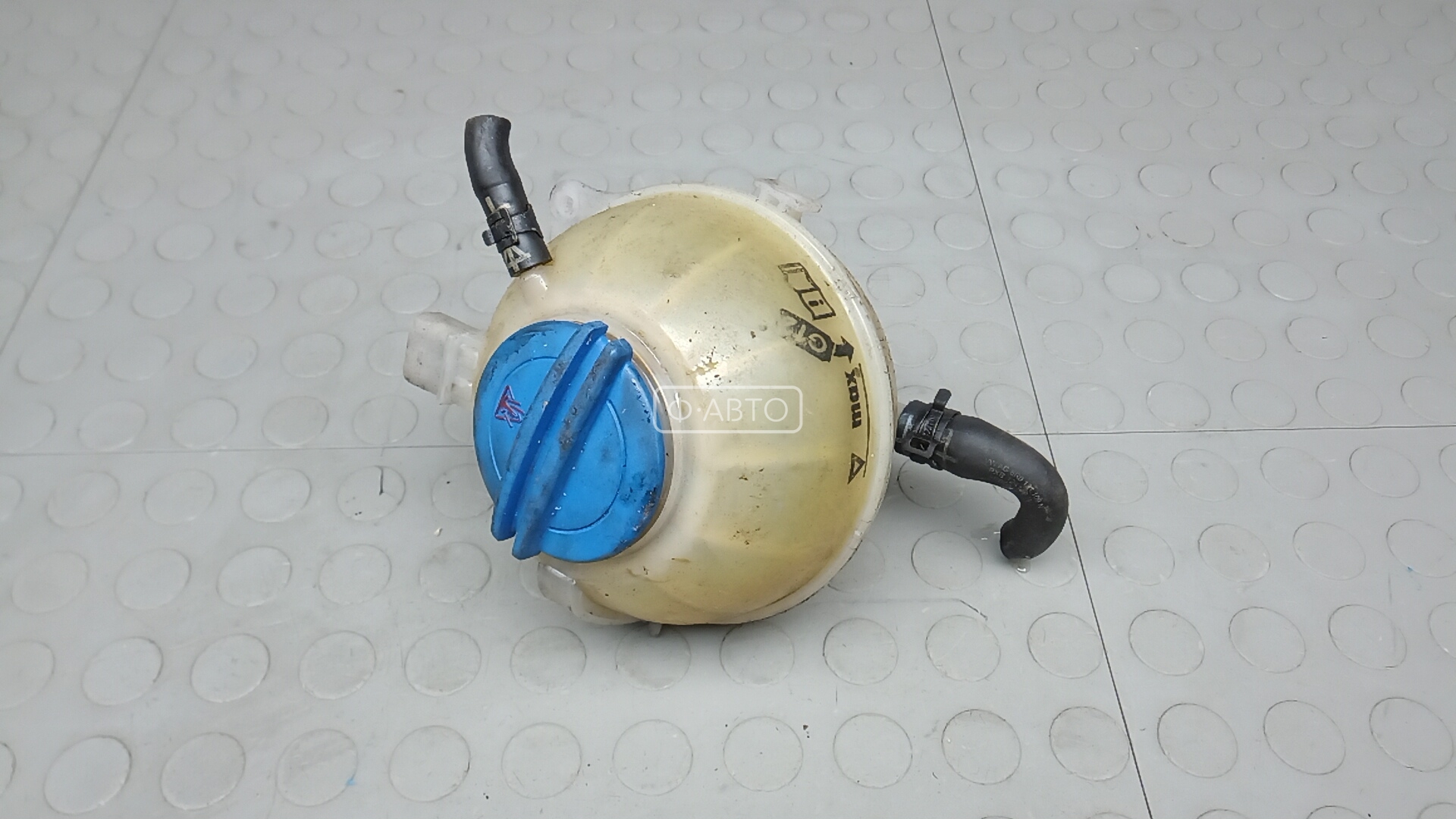 Бачок расширительный