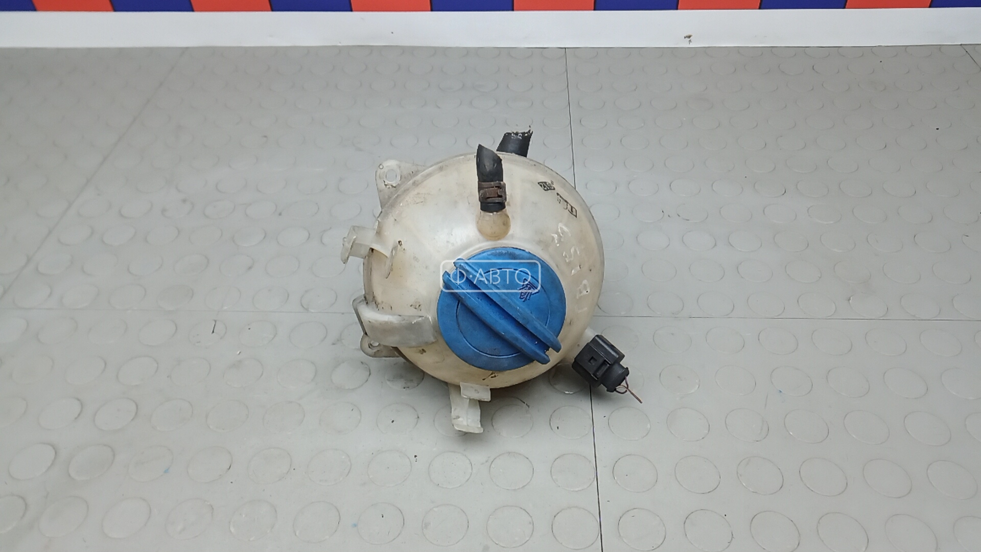 Бачок расширительный