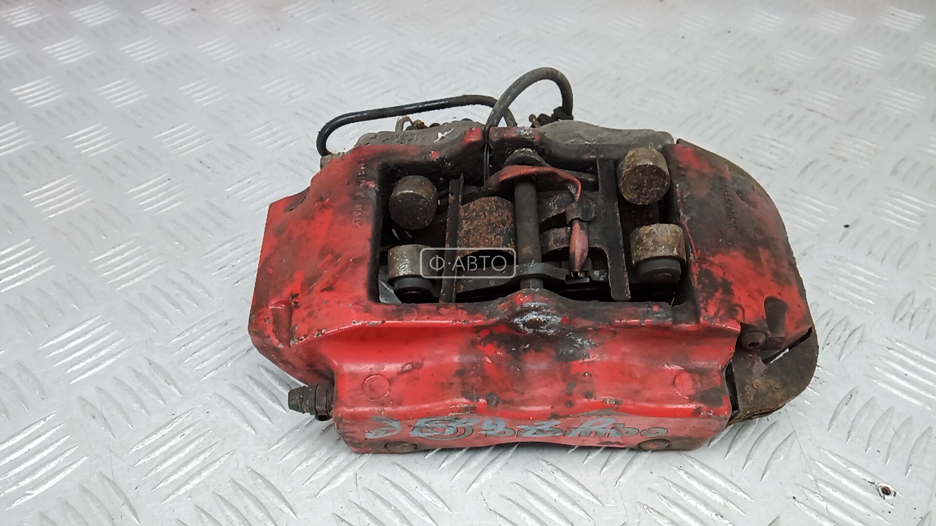 Суппорт тормозной задний правый