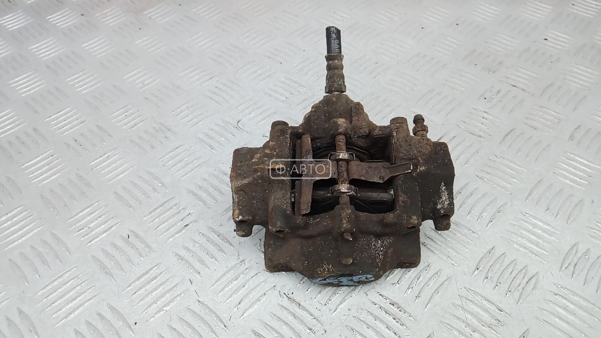 Суппорт тормозной задний правый