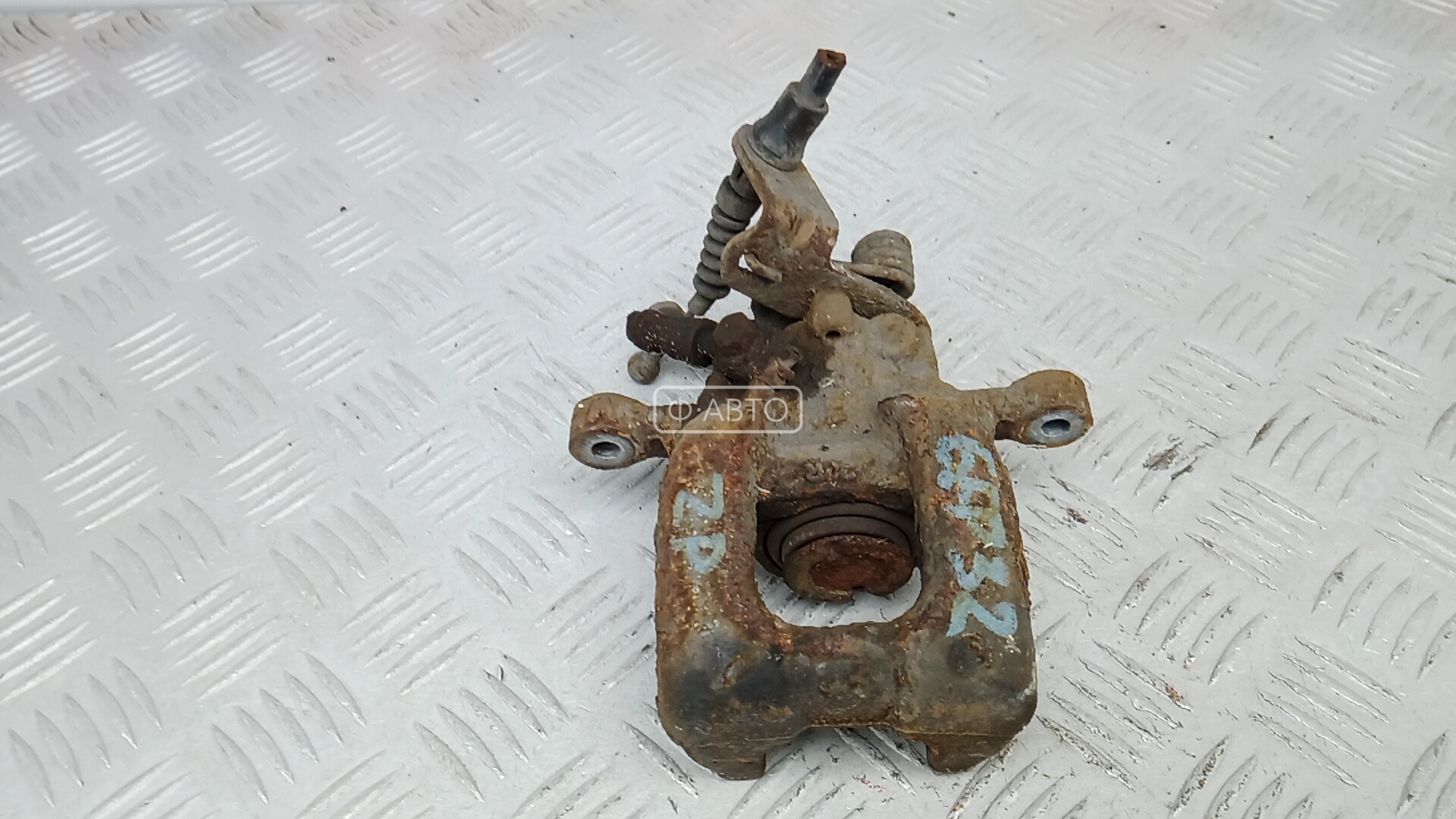 Суппорт тормозной задний правый