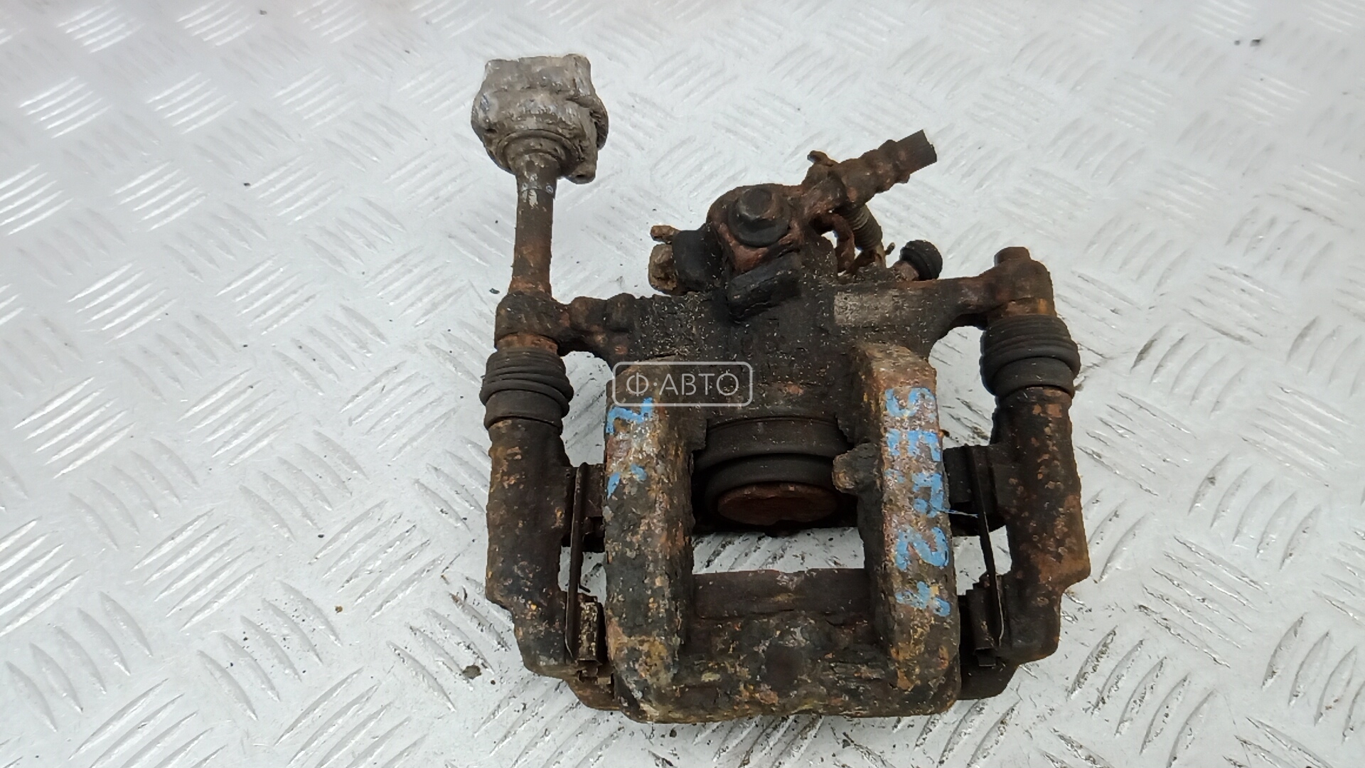 Суппорт тормозной задний правый