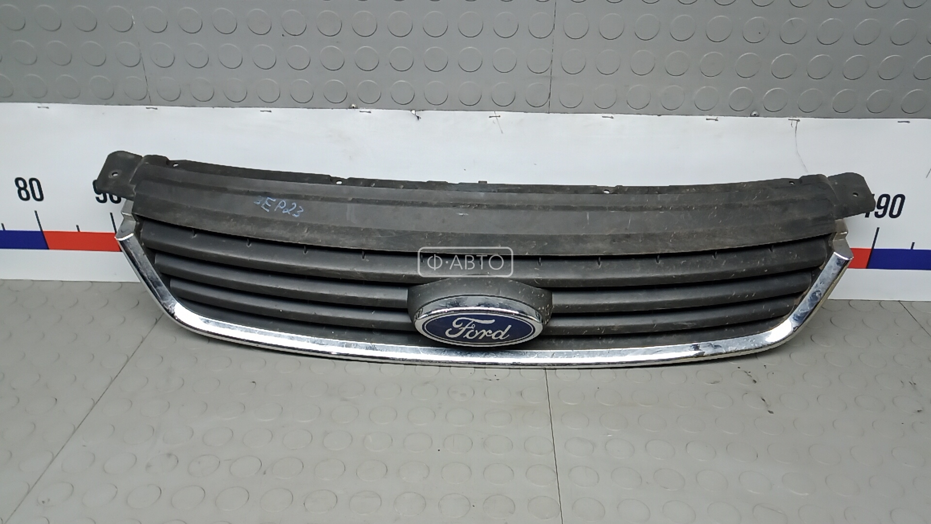 Решетка радиатора