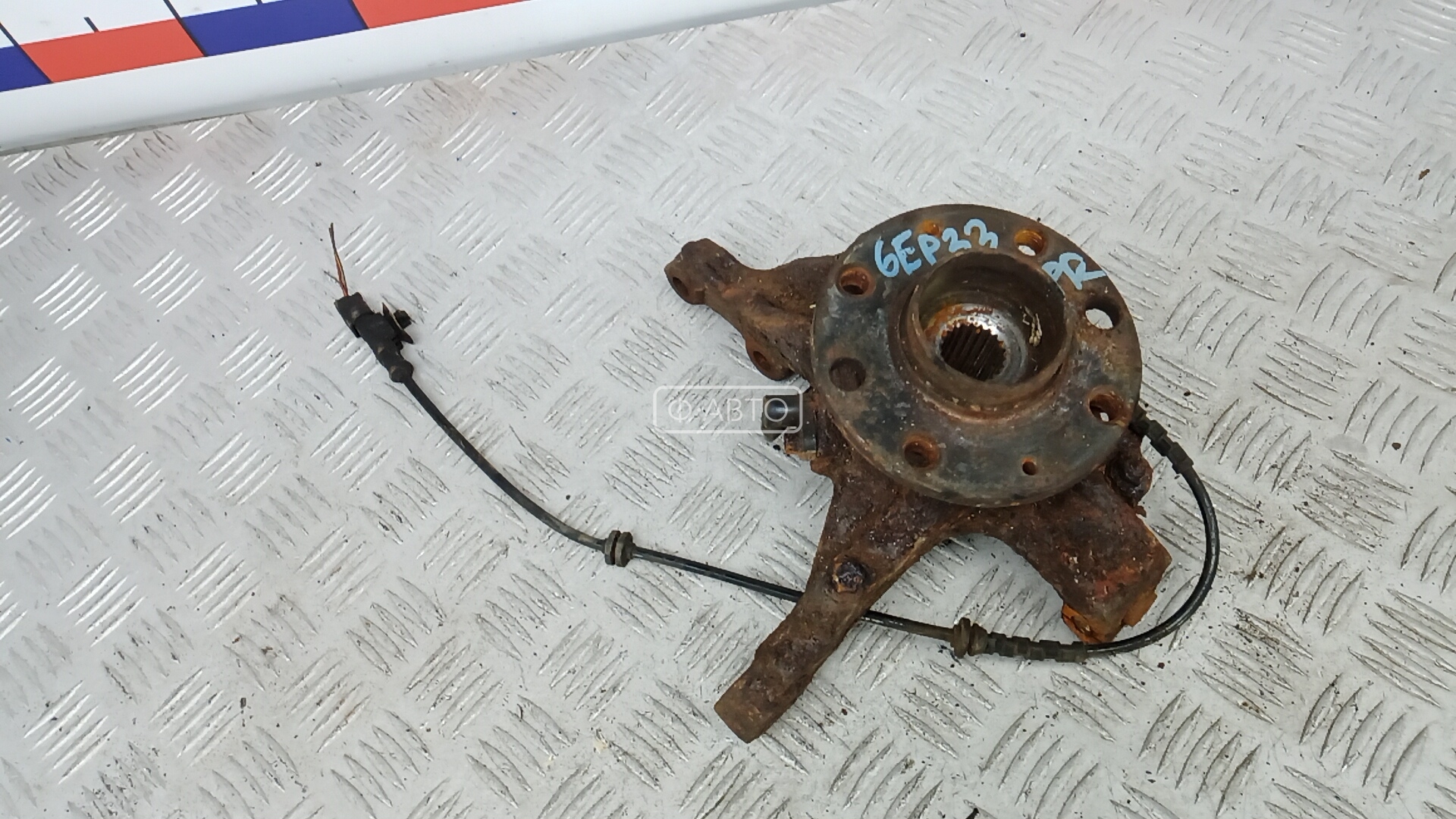 Ступица передняя правая