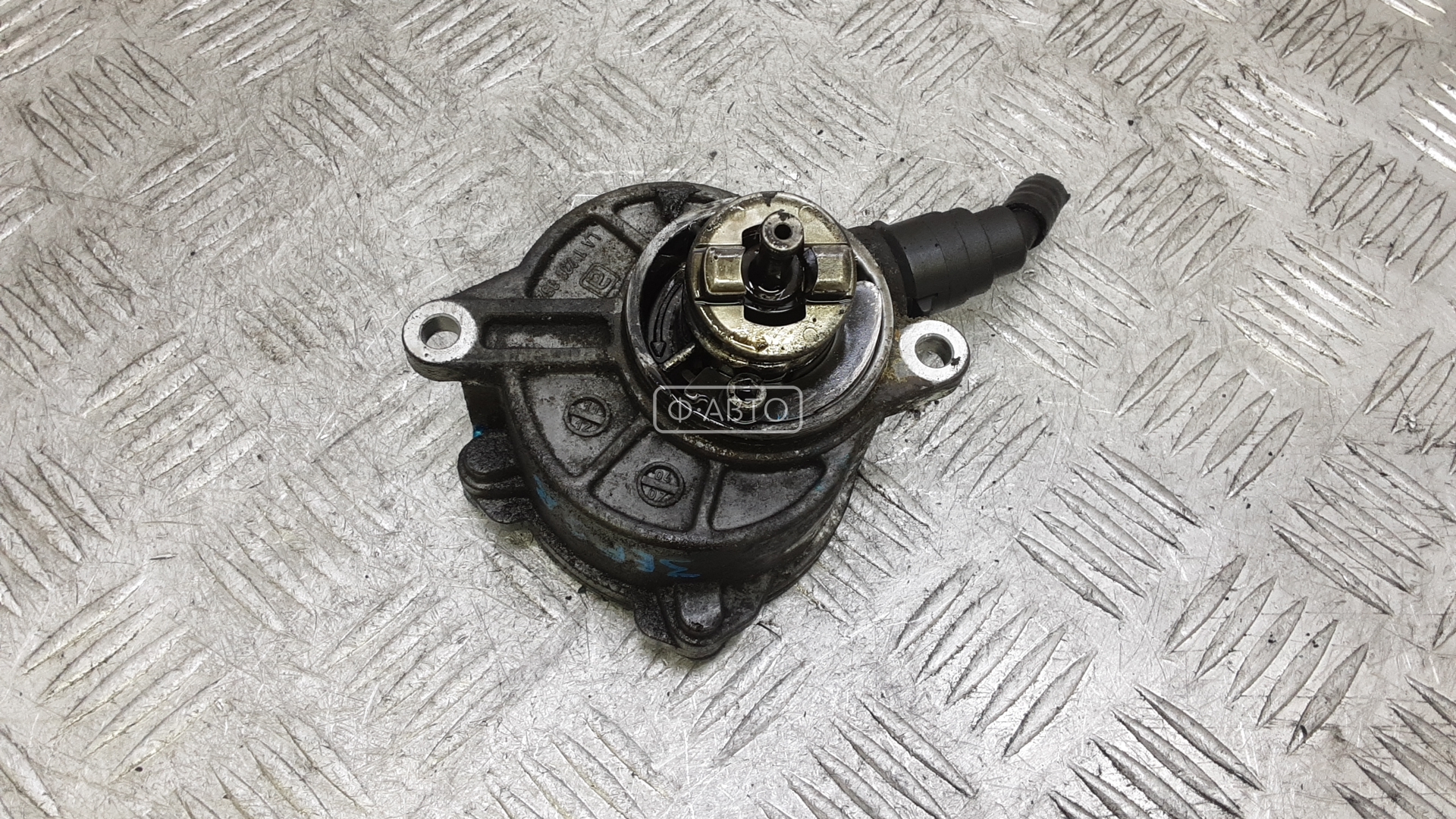 Насос вакуумный