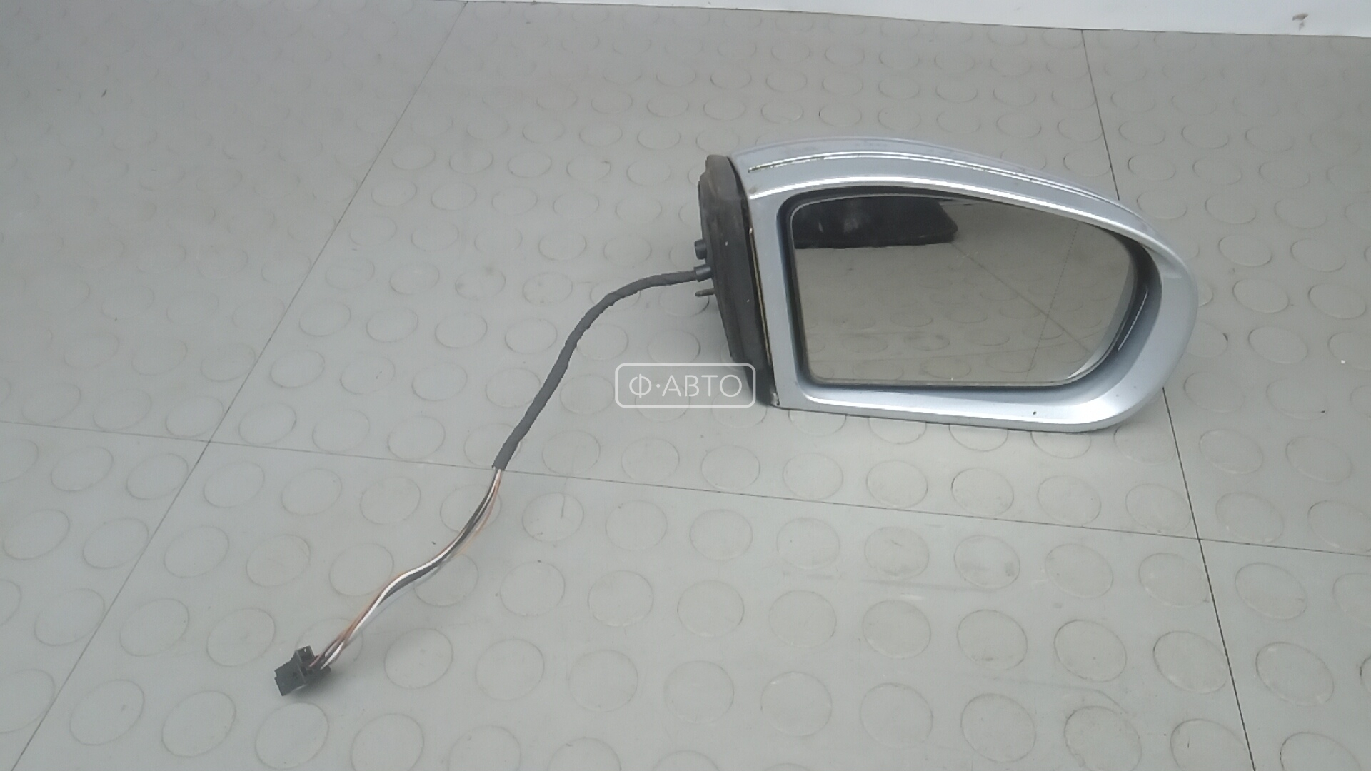 Зеркало наружное правое