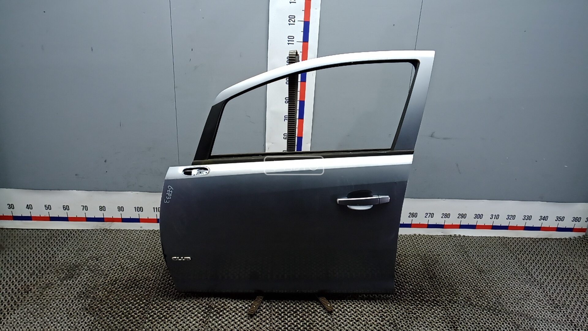 Дверь передняя левая