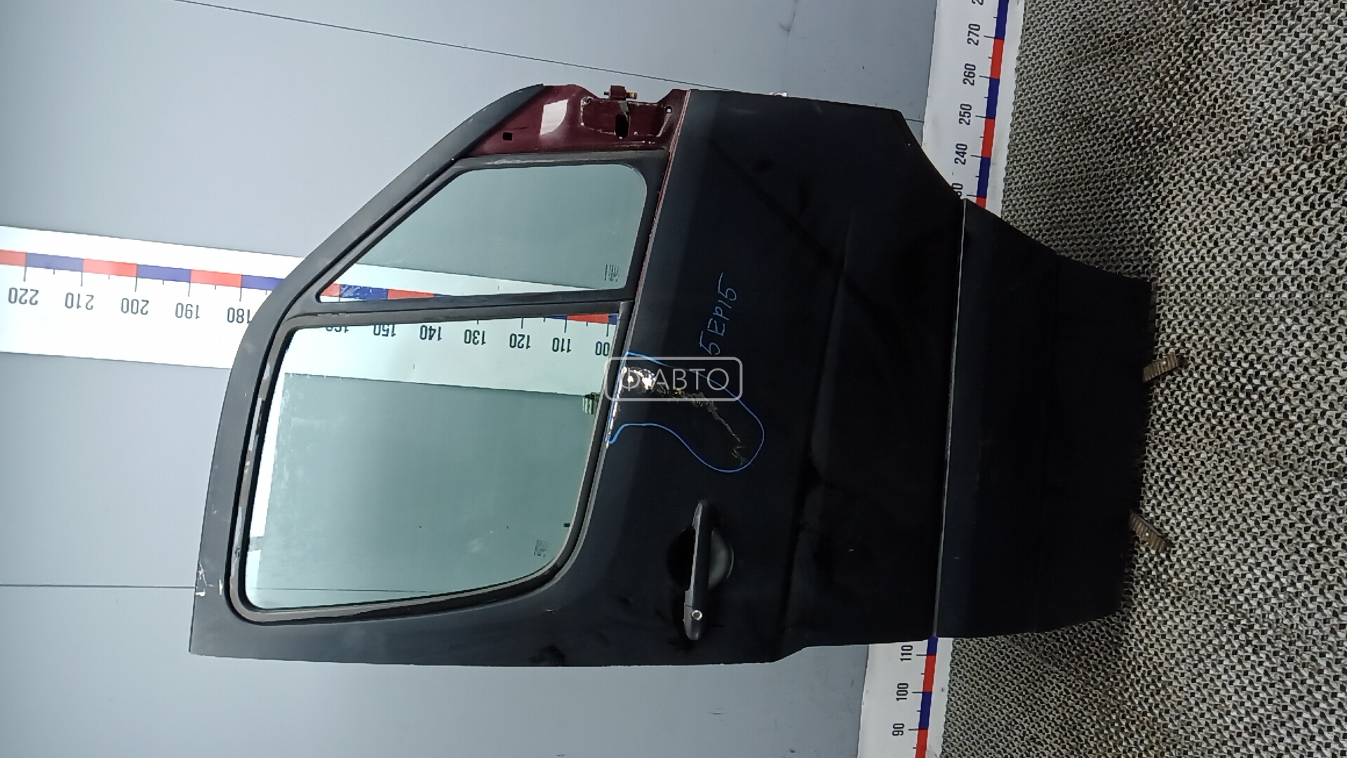 Дверь передняя правая