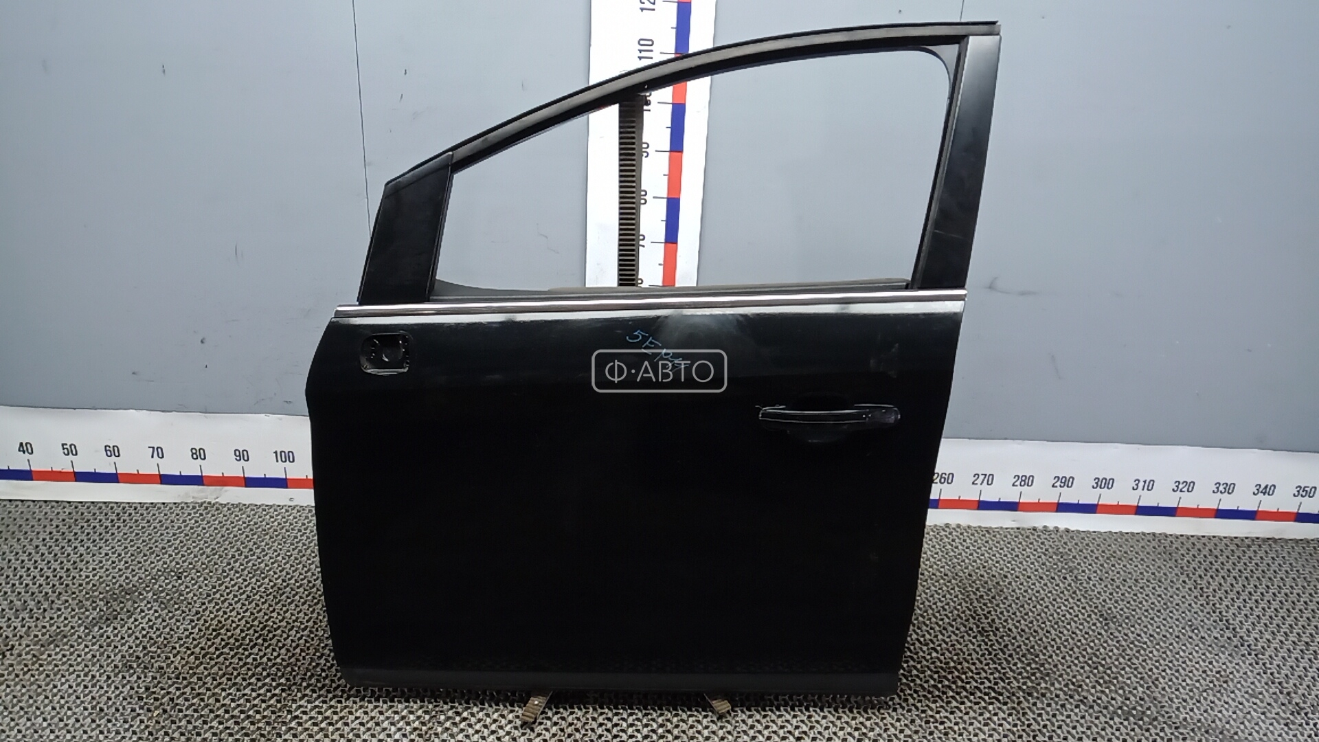Дверь передняя левая