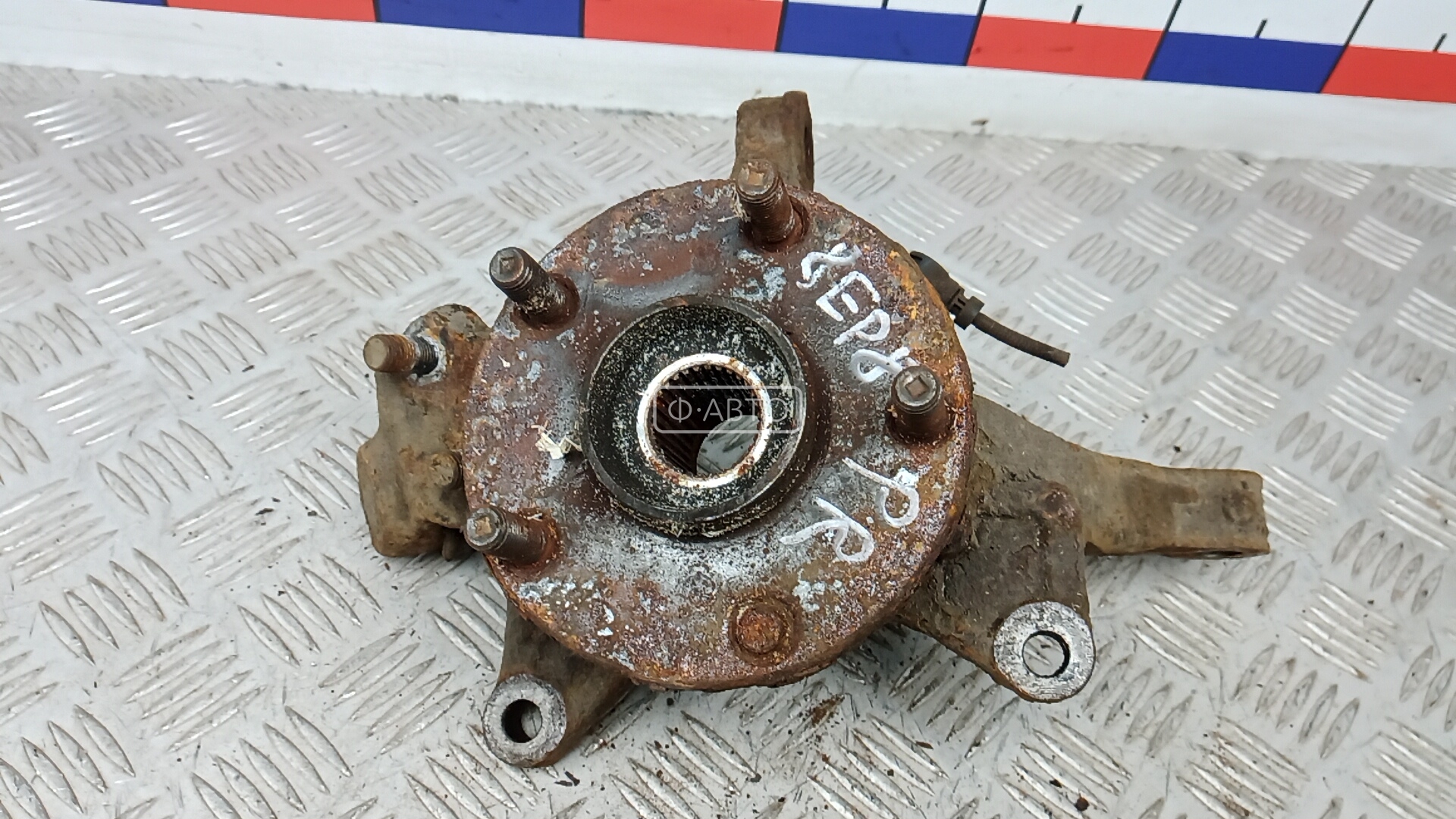Ступица передняя правая