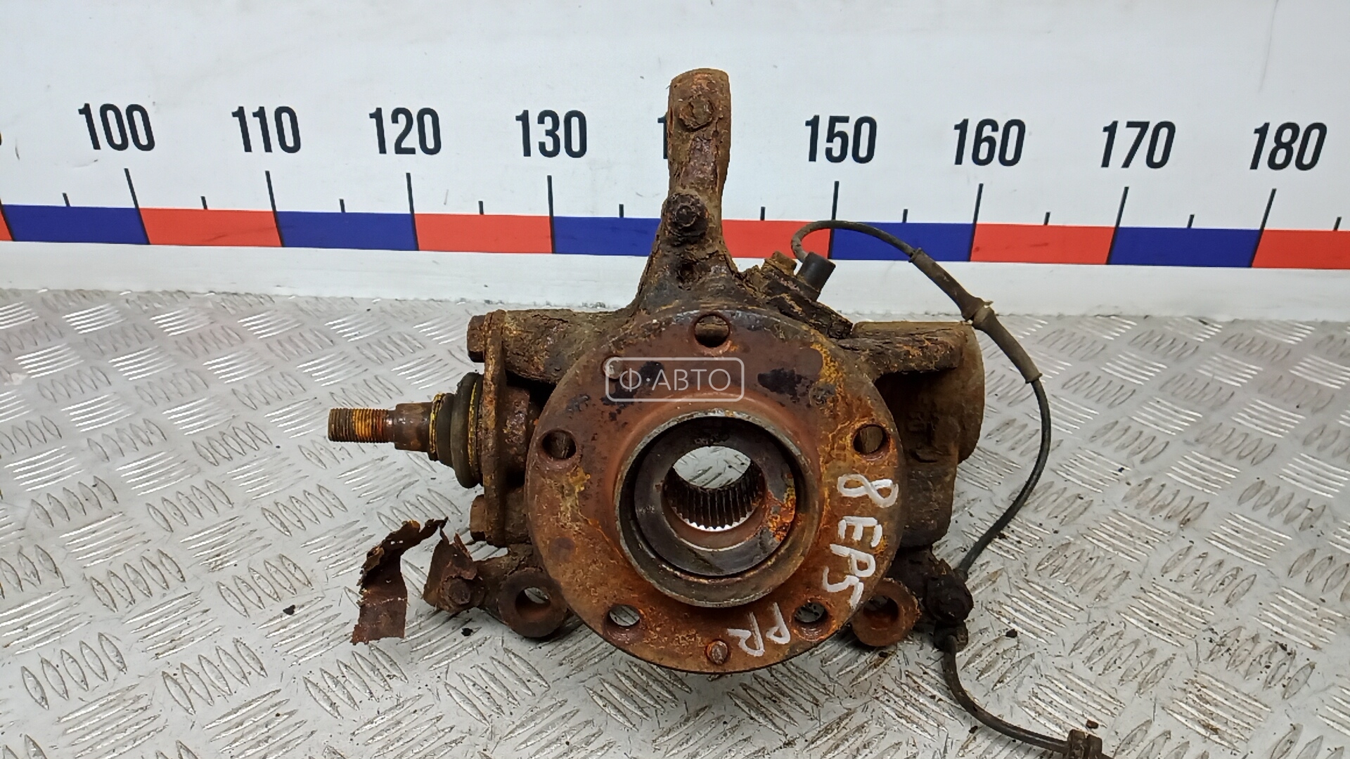 Ступица передняя правая