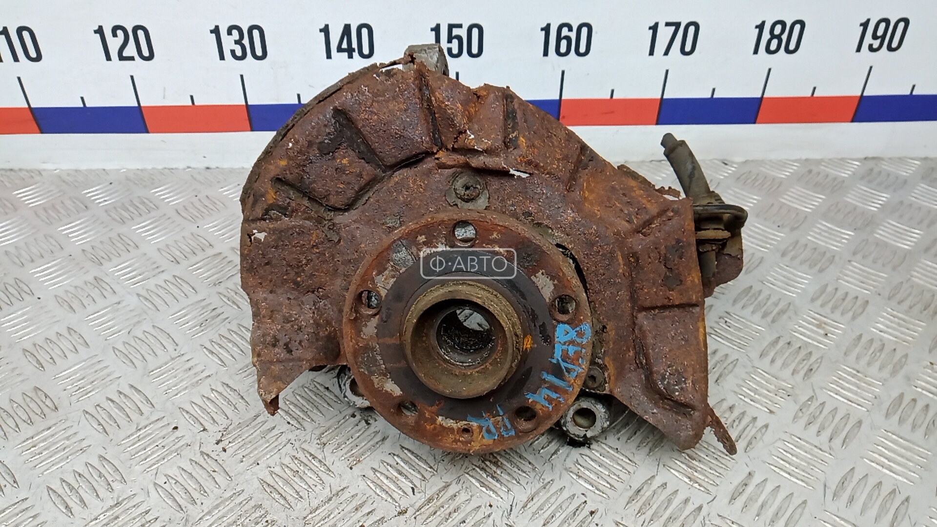 Ступица передняя правая