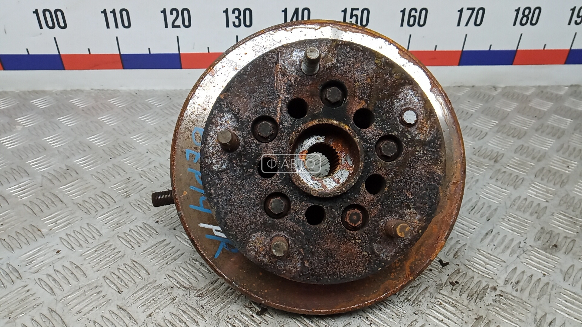 Ступица передняя правая